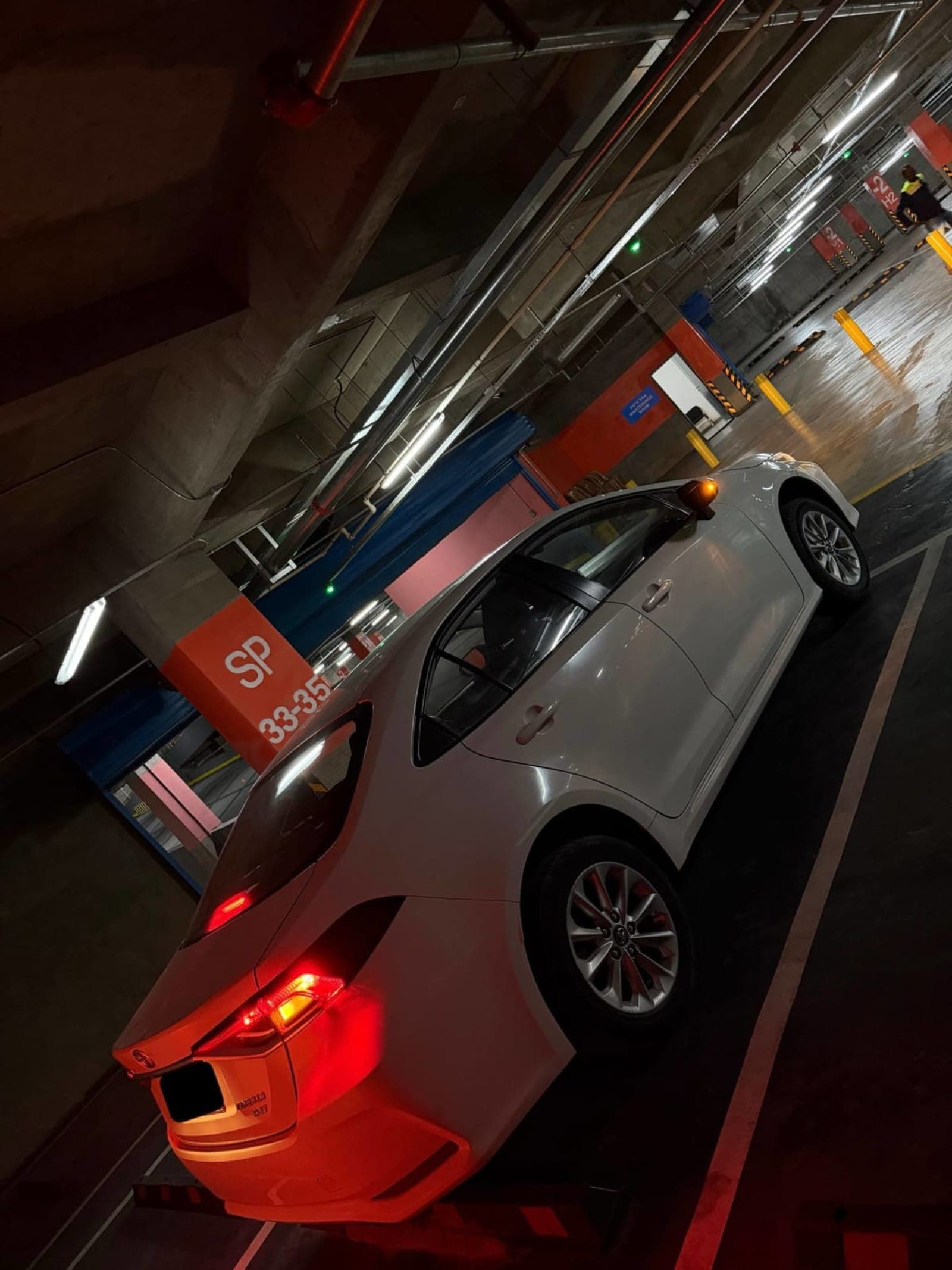 Toyota Corolla Levin — photo 2