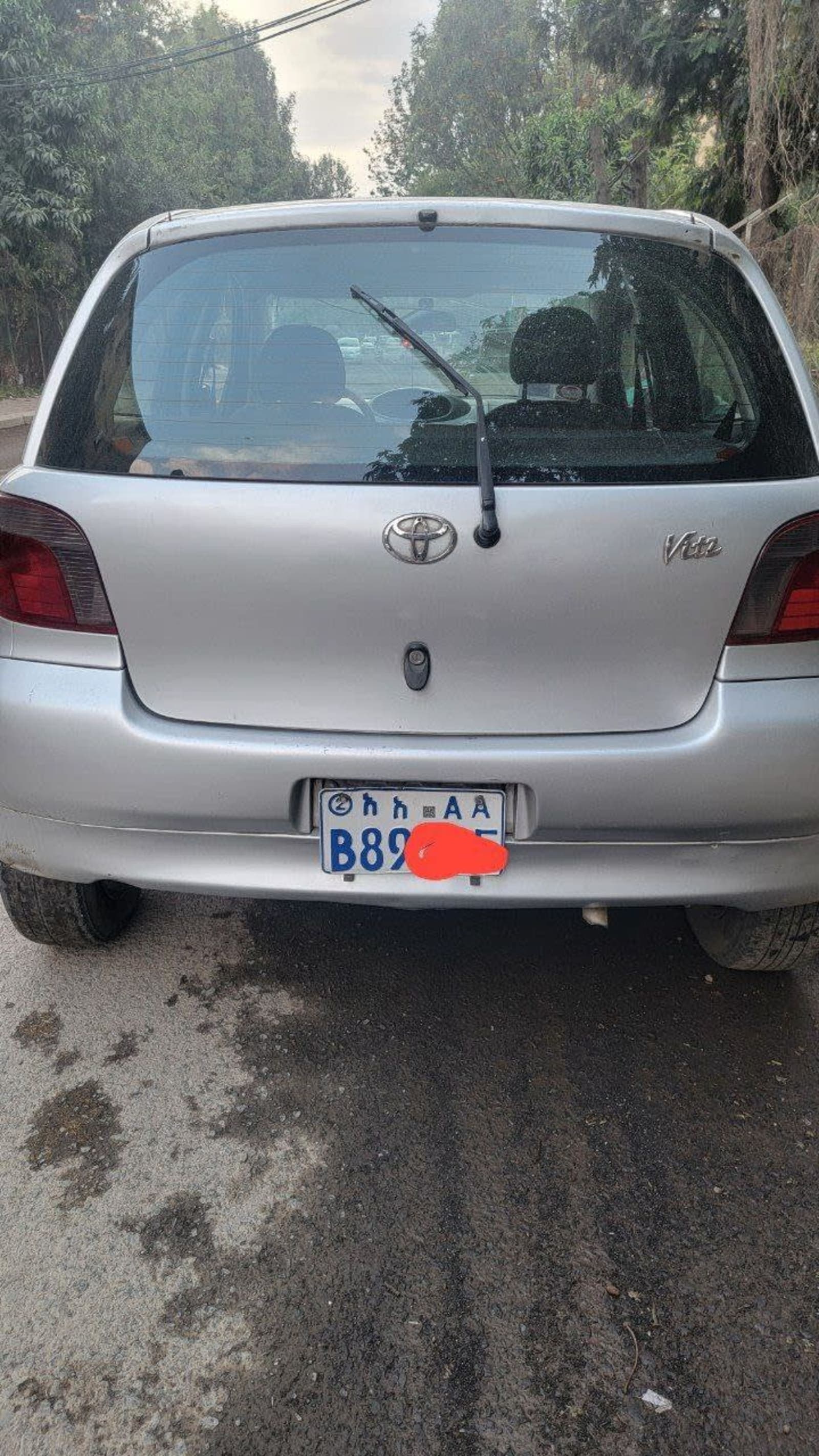 2001 TOYOTA VITZ โ photo 4