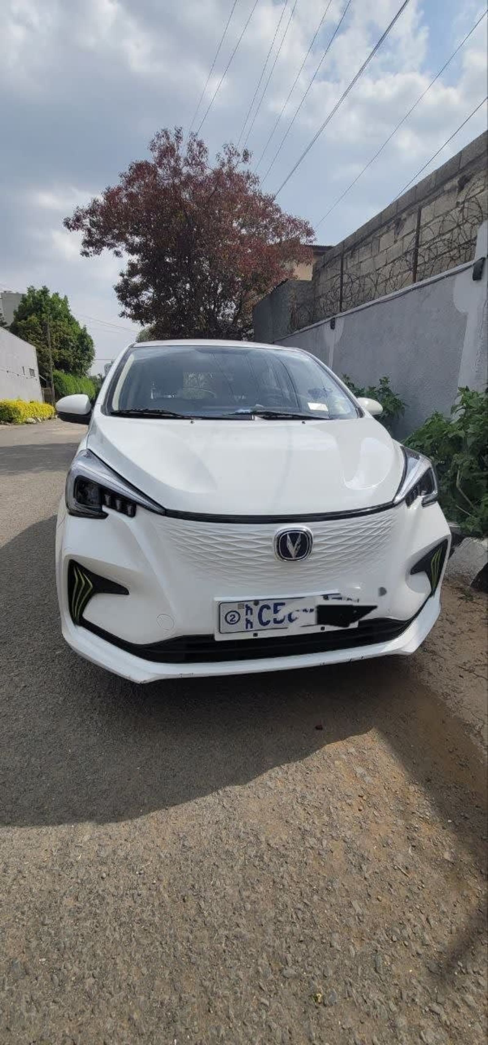 2023 CHANGAN E-STAR โ photo 3