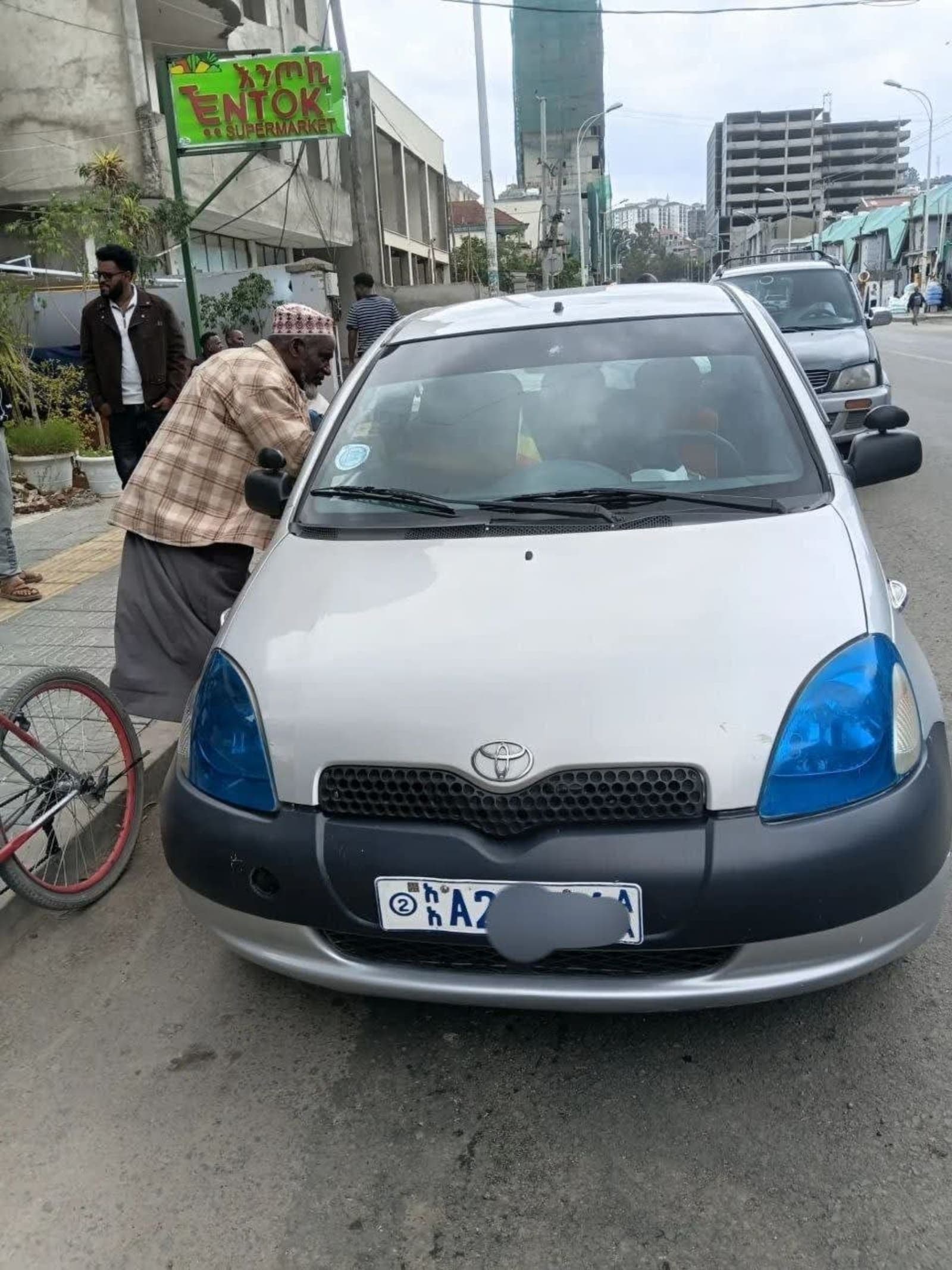 2001 Toyota Vitz Yaris