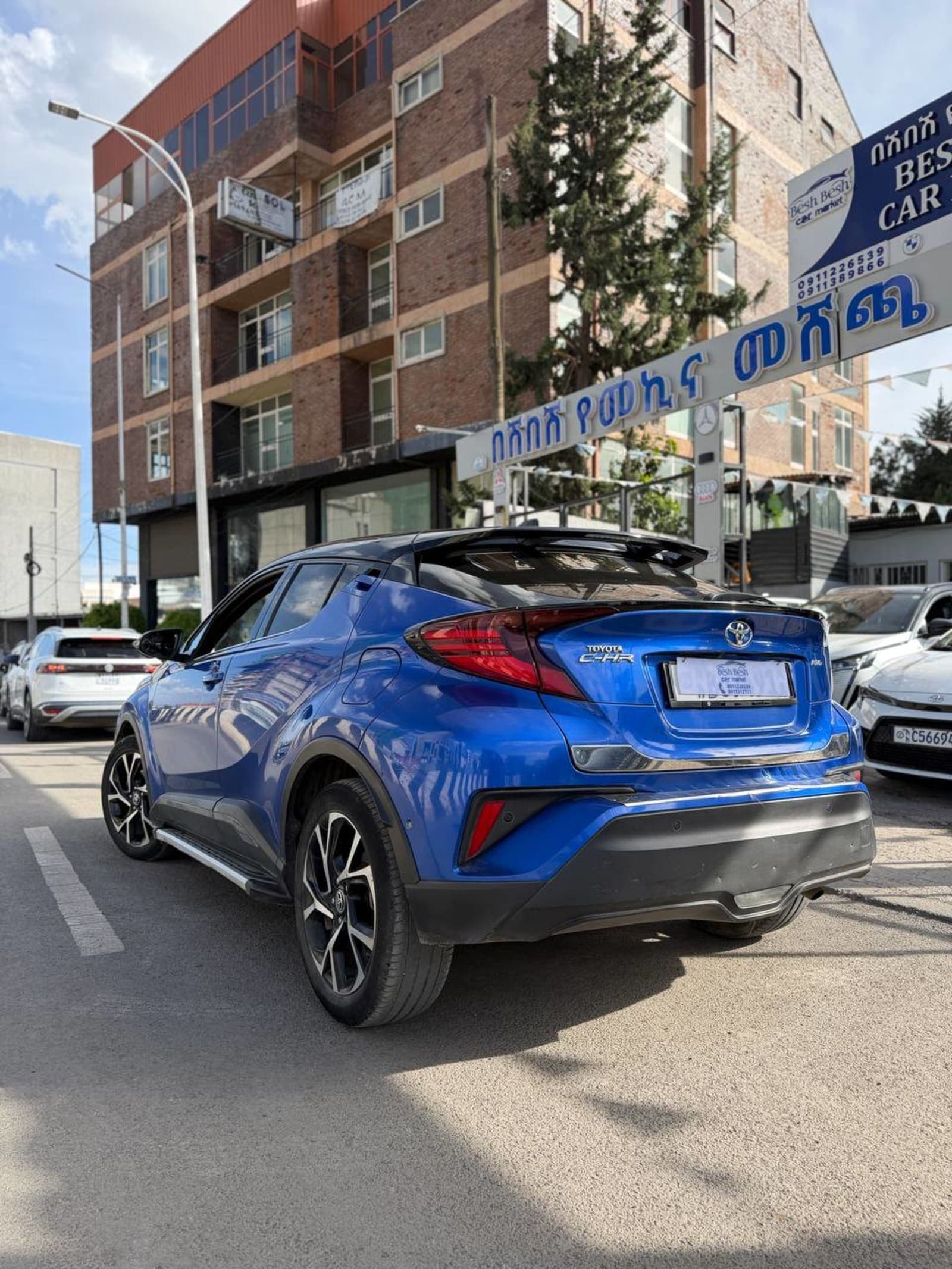 2021 Toyota CHR — photo 4