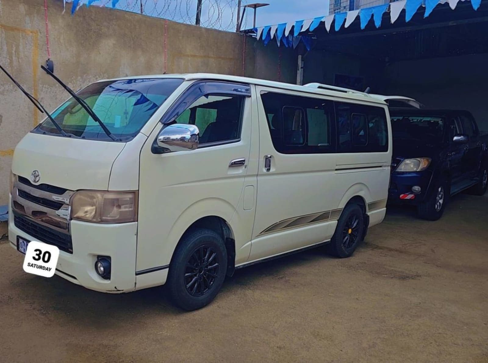 2007 Toyota Hiace Abadulla — photo 4