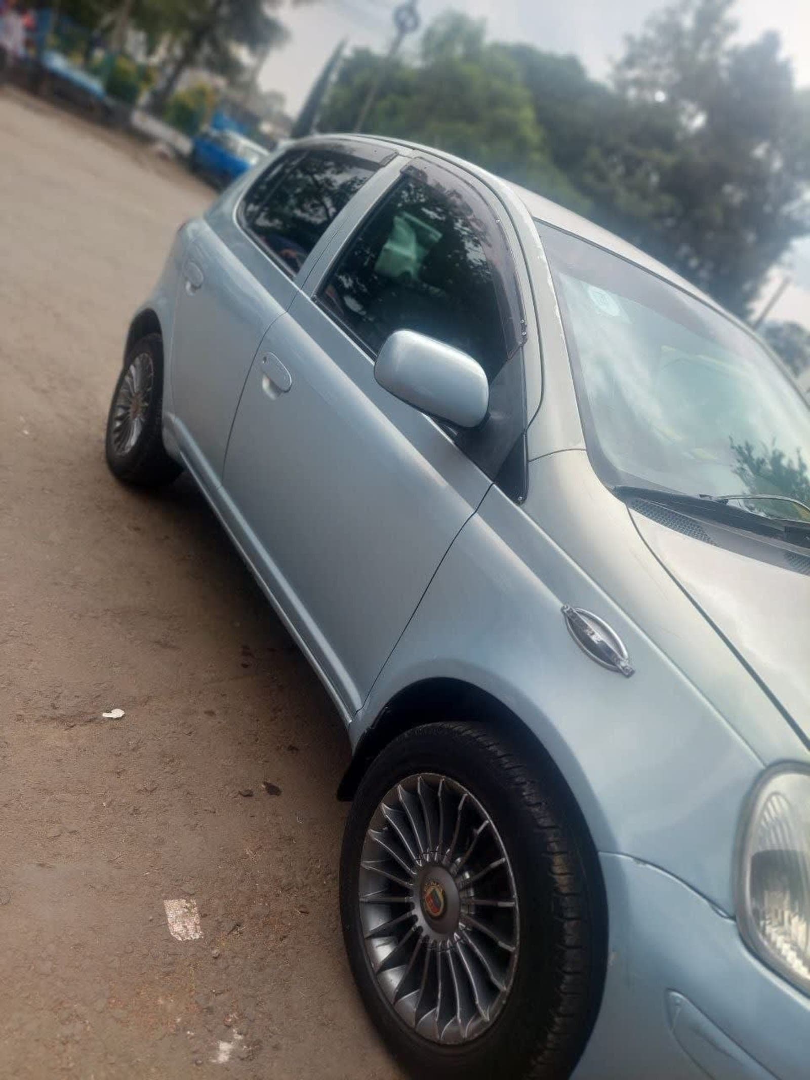 2003 Toyota Vitz