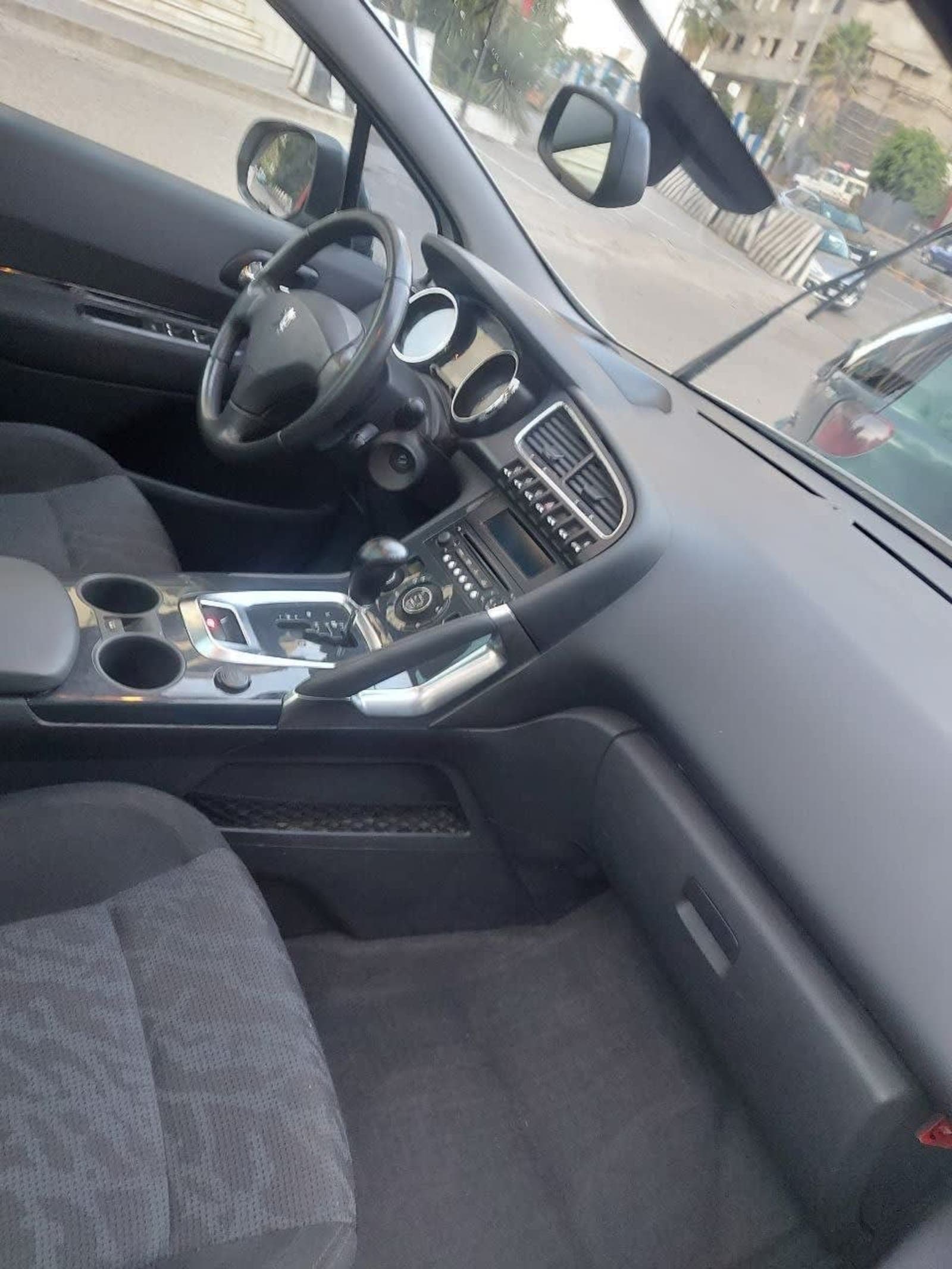 2012 Peugeot 3008 — photo 5