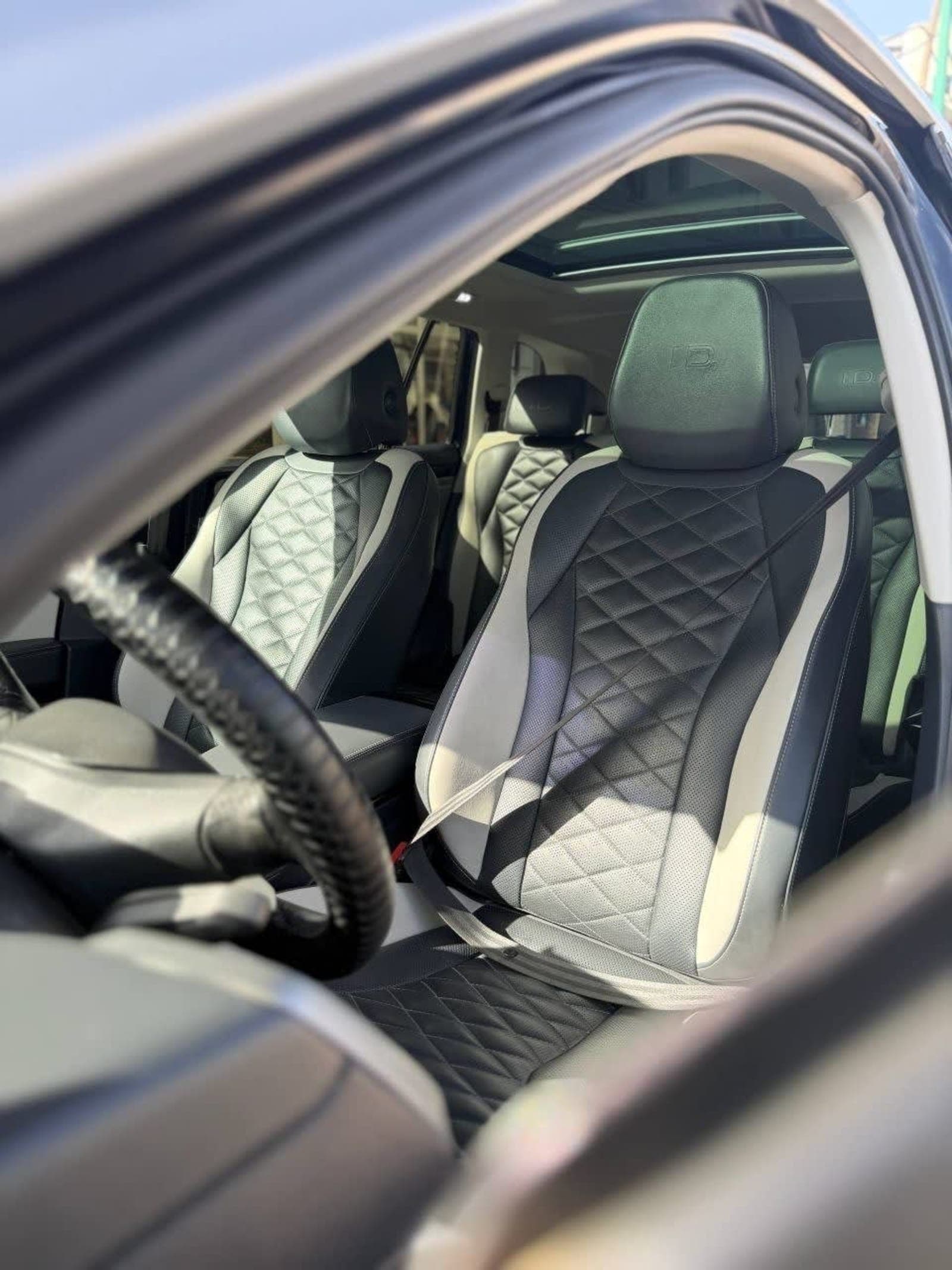 2022 Volkswagen ID.6 Crozz Pro — photo 3