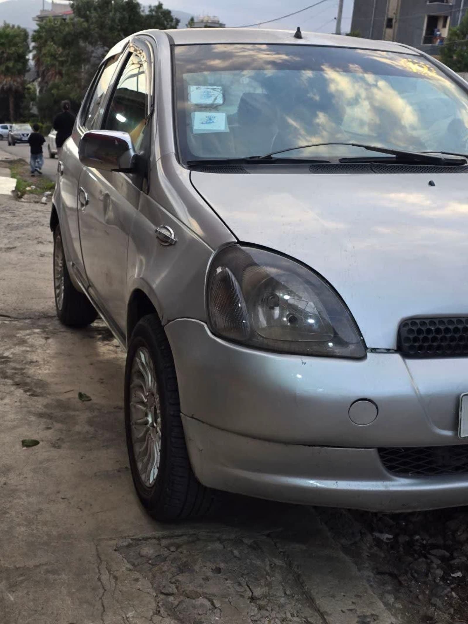2001 Toyota Vitz