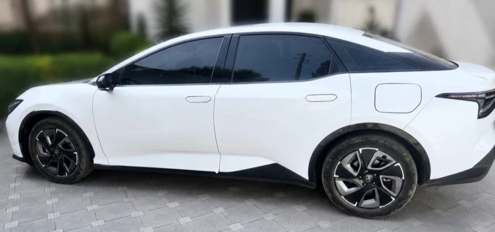 2024 Toyota BZ3 — photo 4