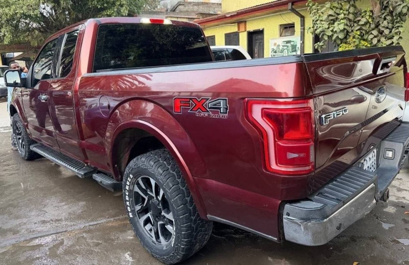 2015 Ford F-150 Lariat — photo 4