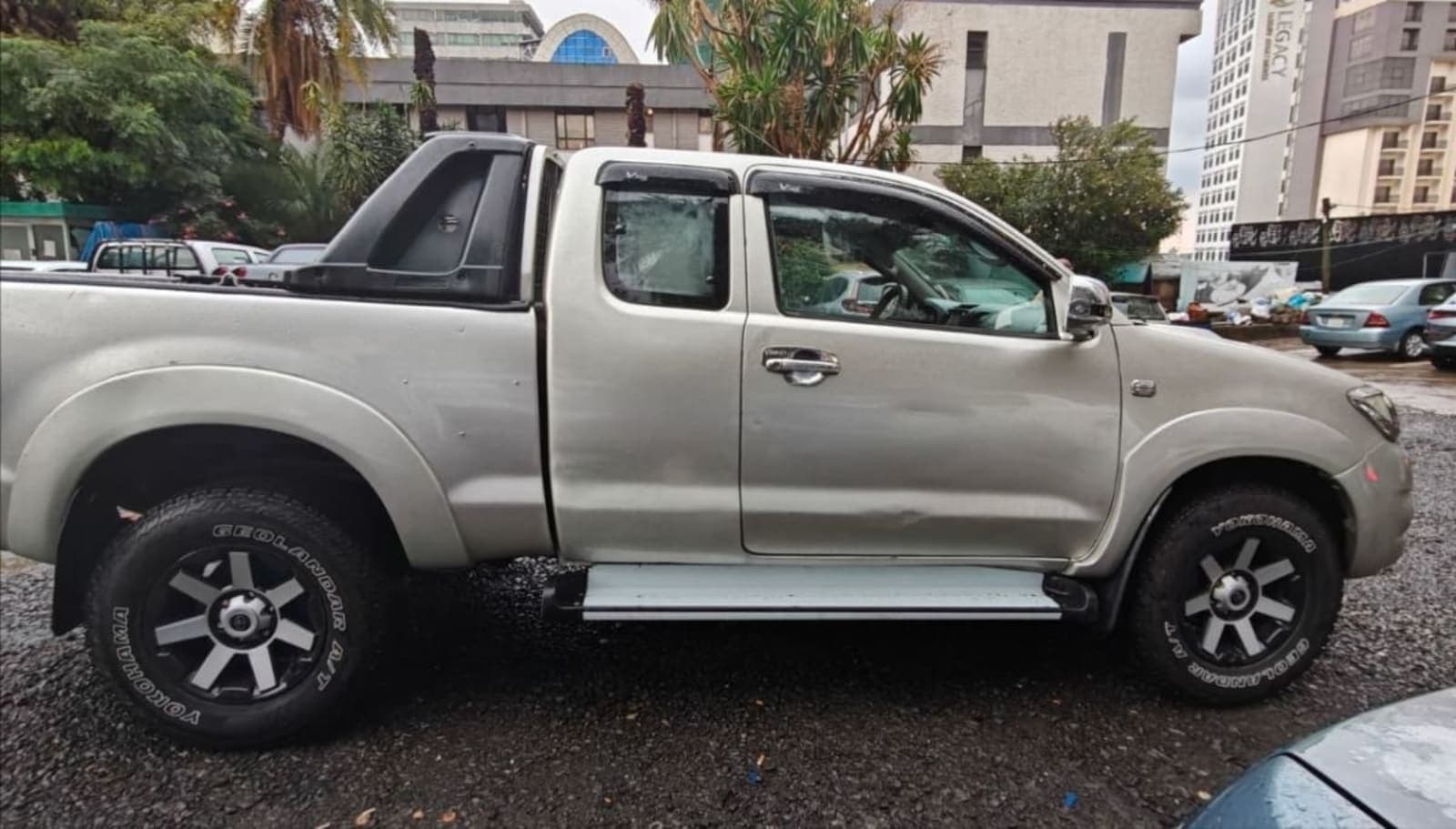 2009 Toyota Hilux King Cab — photo 8