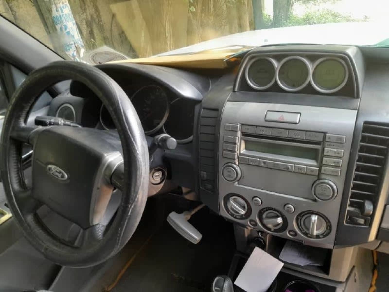 2011 Ford Ranger Double Cab (luxury) — photo 2
