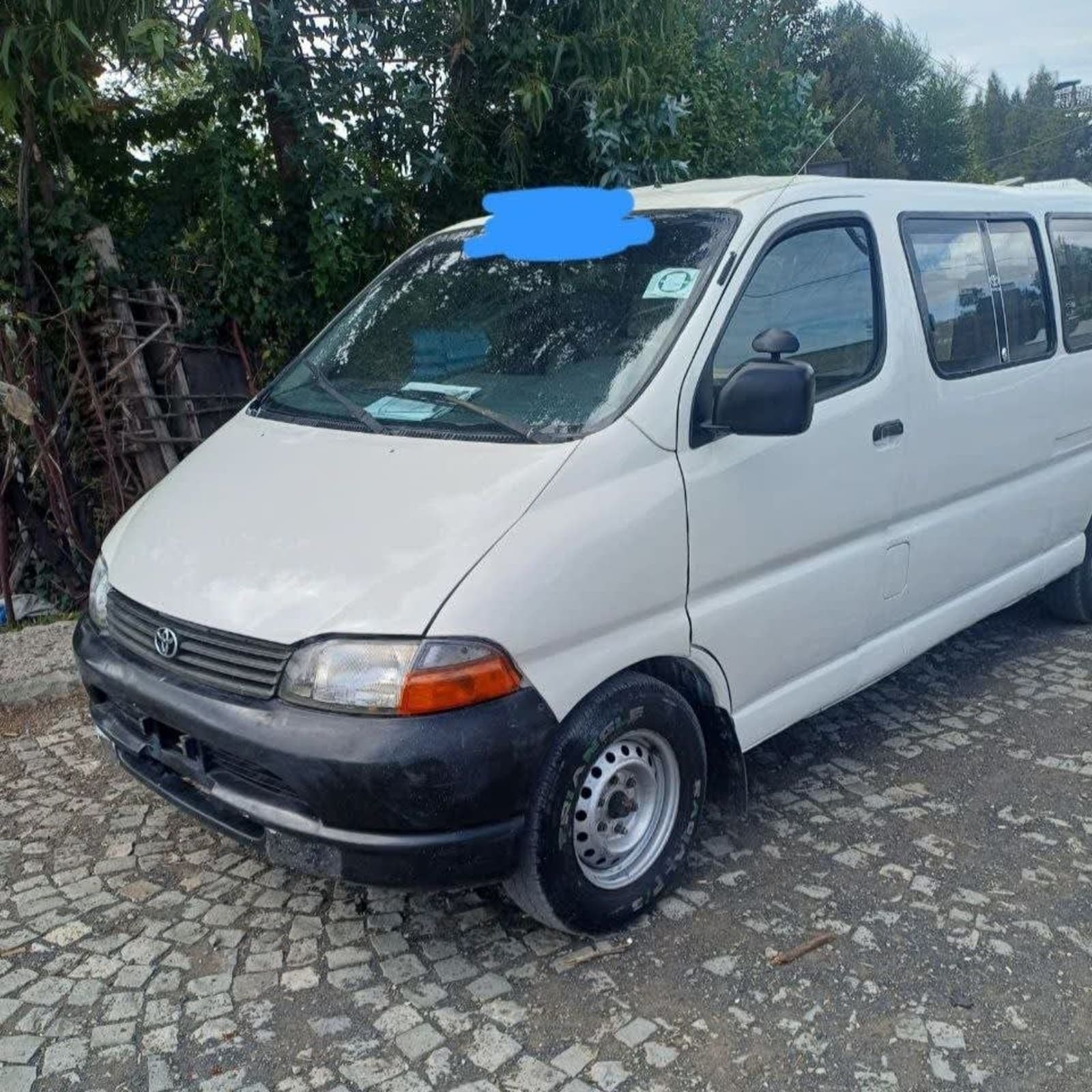 1999 Toyota 2LT