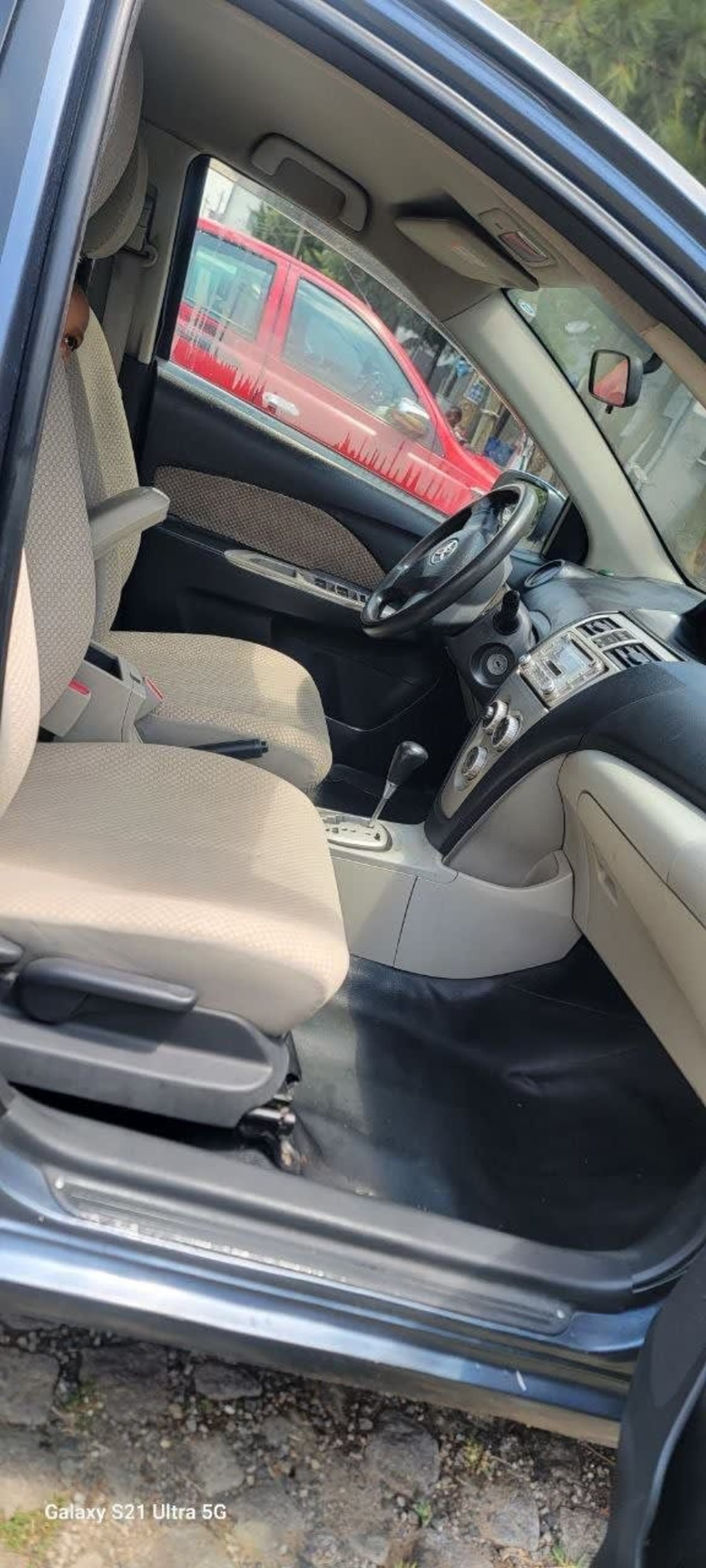 2007 Toyota Yaris Belta โ photo 2