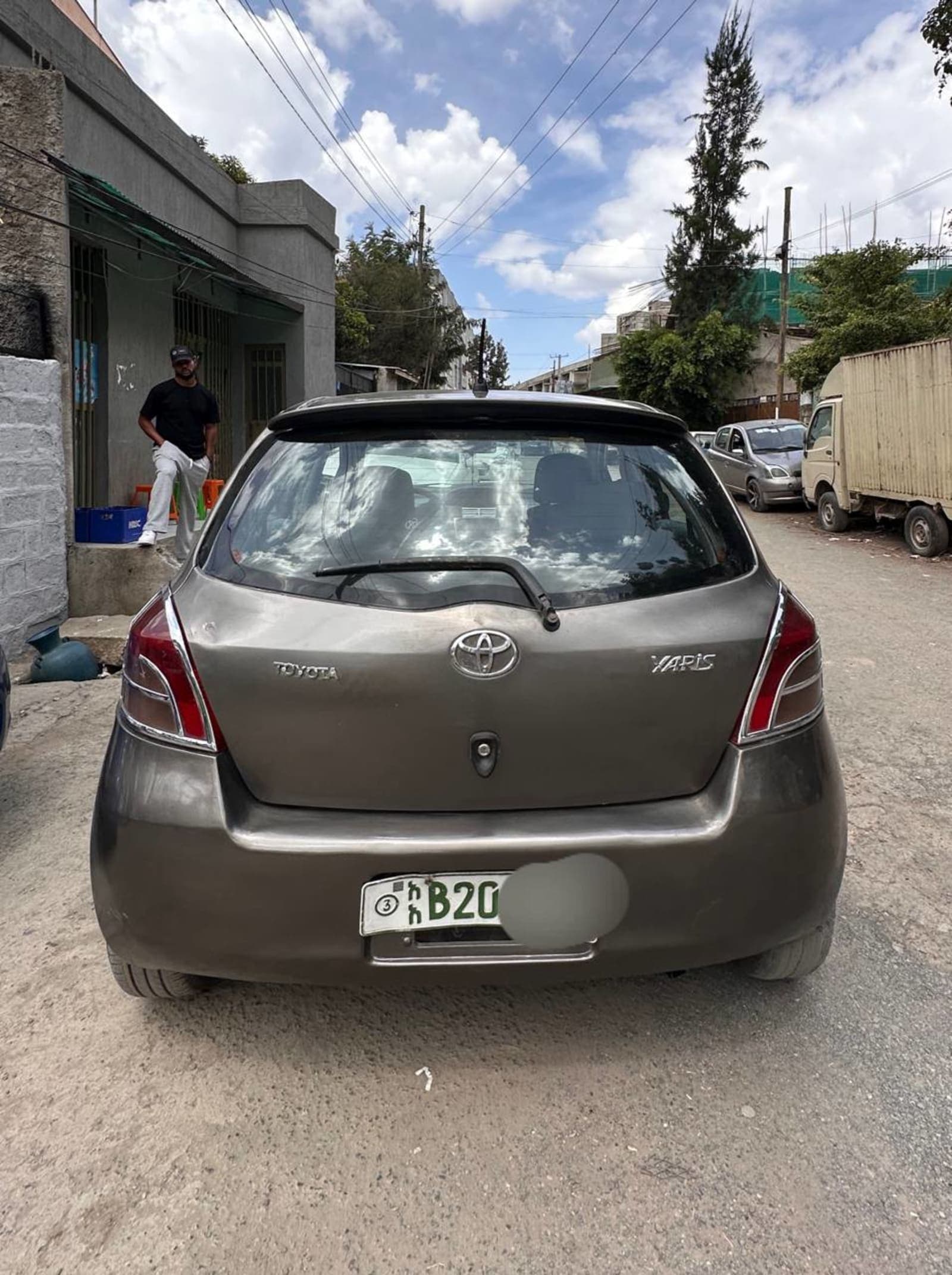2005 Toyota Yaris Compact — photo 5