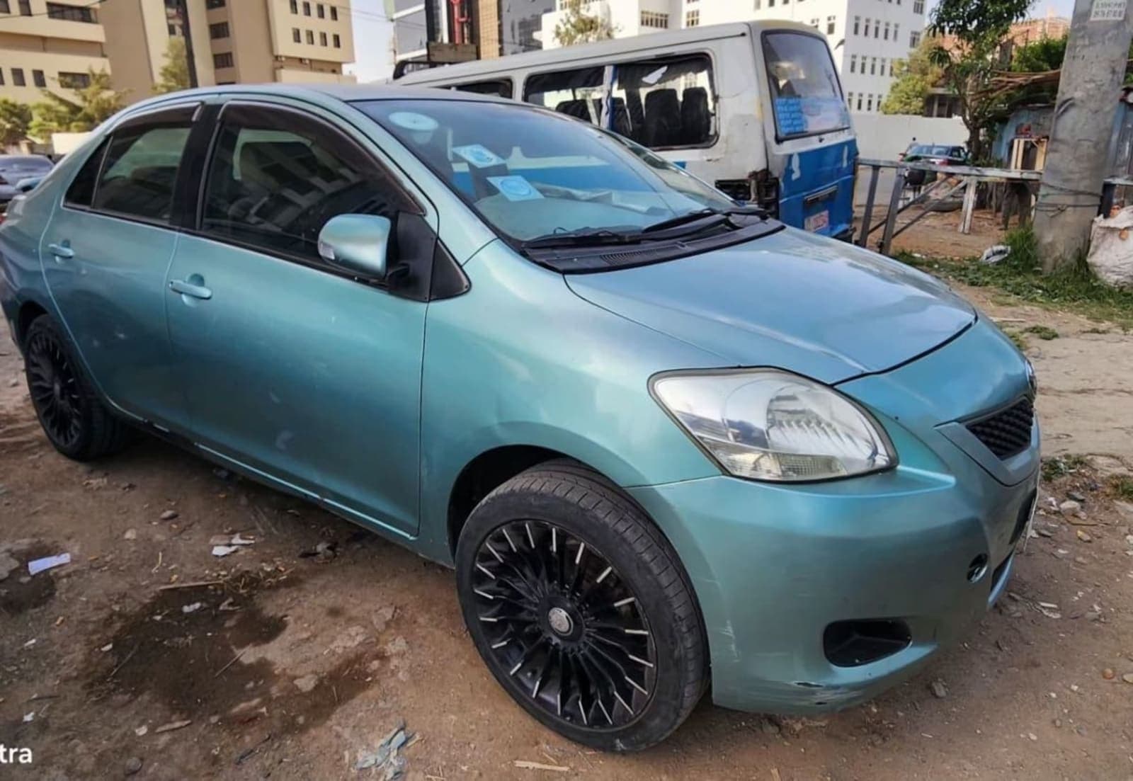 2010 Toyota Yaris Belta