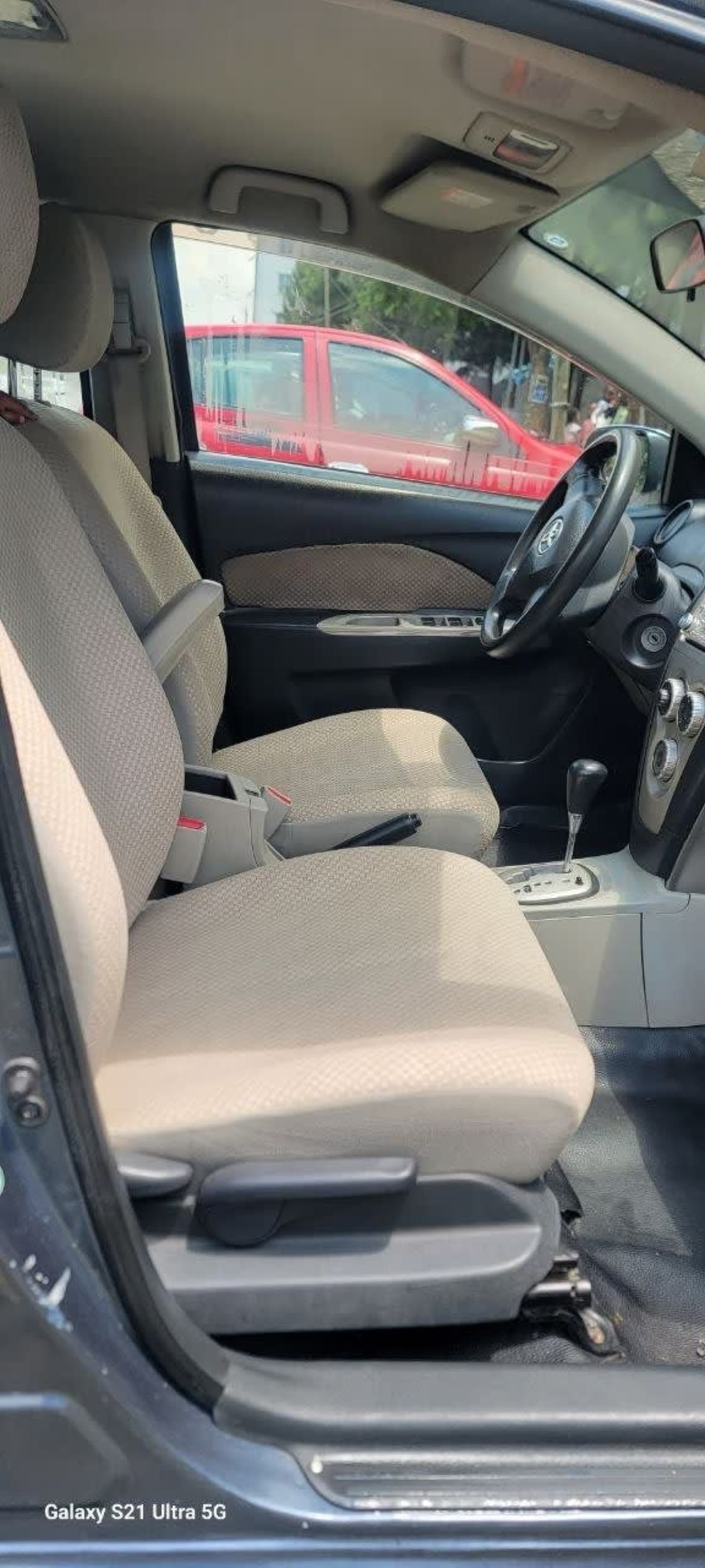 2007 Toyota Yaris — photo 4