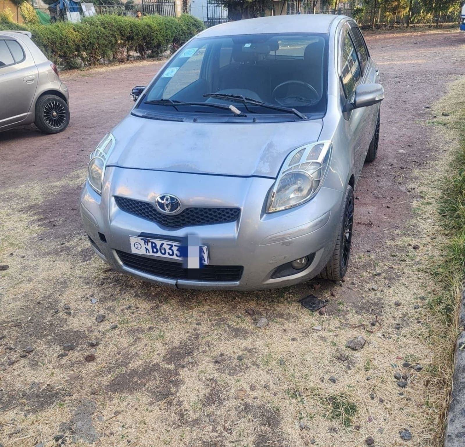 2010 Toyota Compact Yaris — photo 6