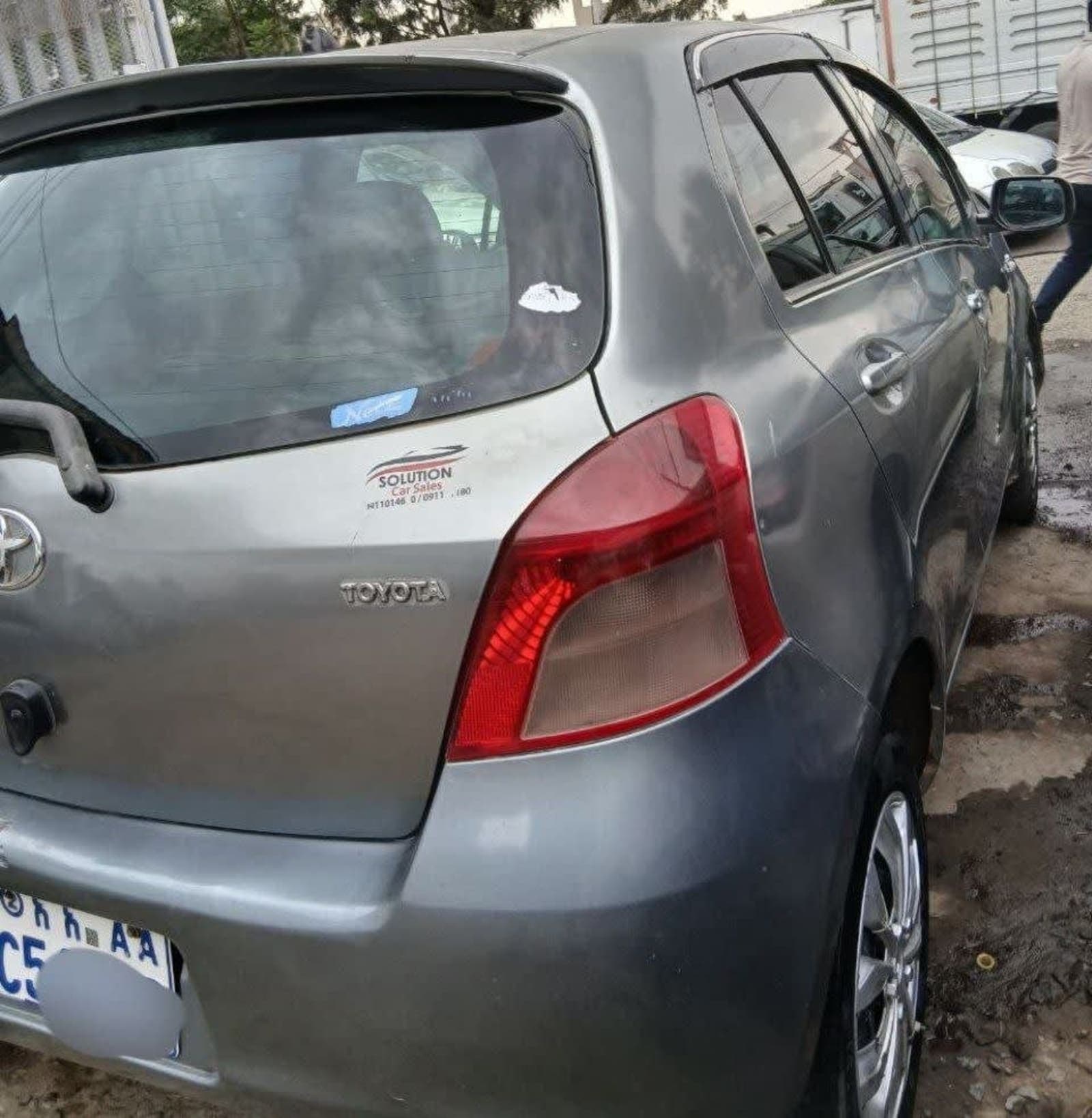 2006 Toyota Yaris Compact — photo 4