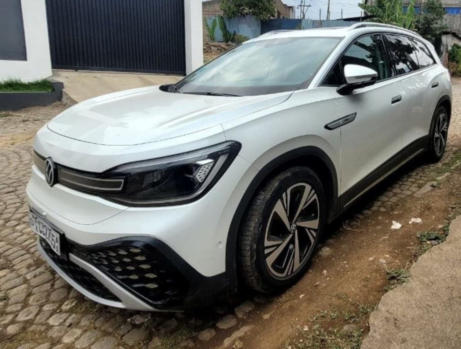 2022 Volkswagen ID.6 Crozz Pro — photo 3