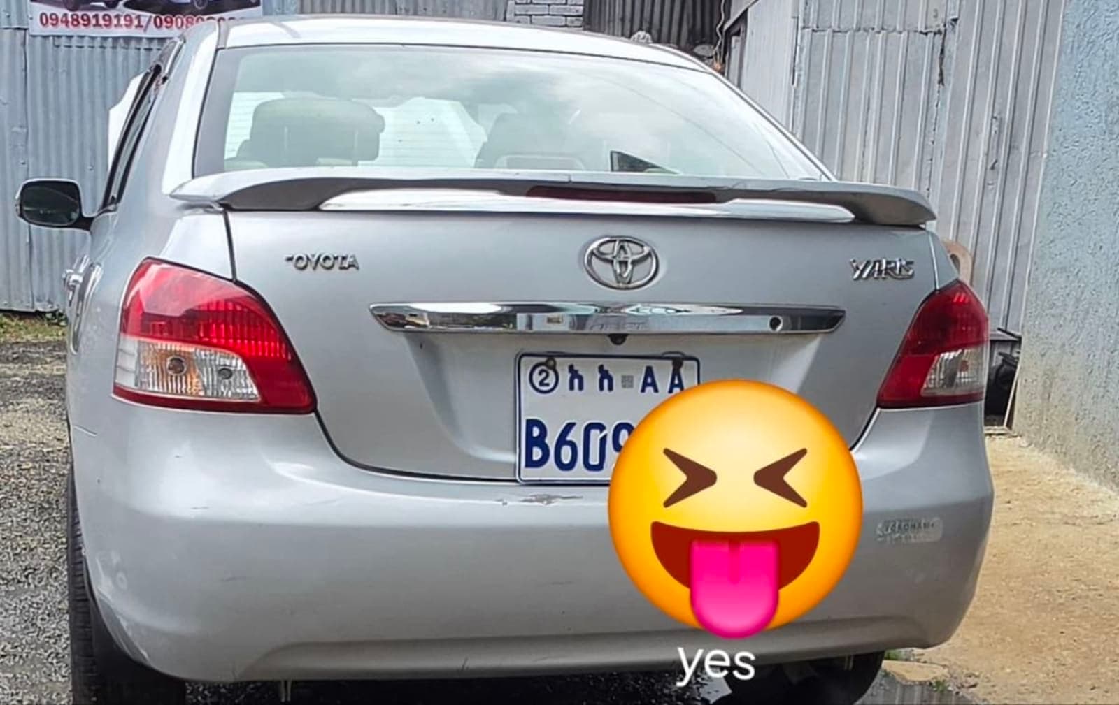 2010 Toyota Yaris — photo 3