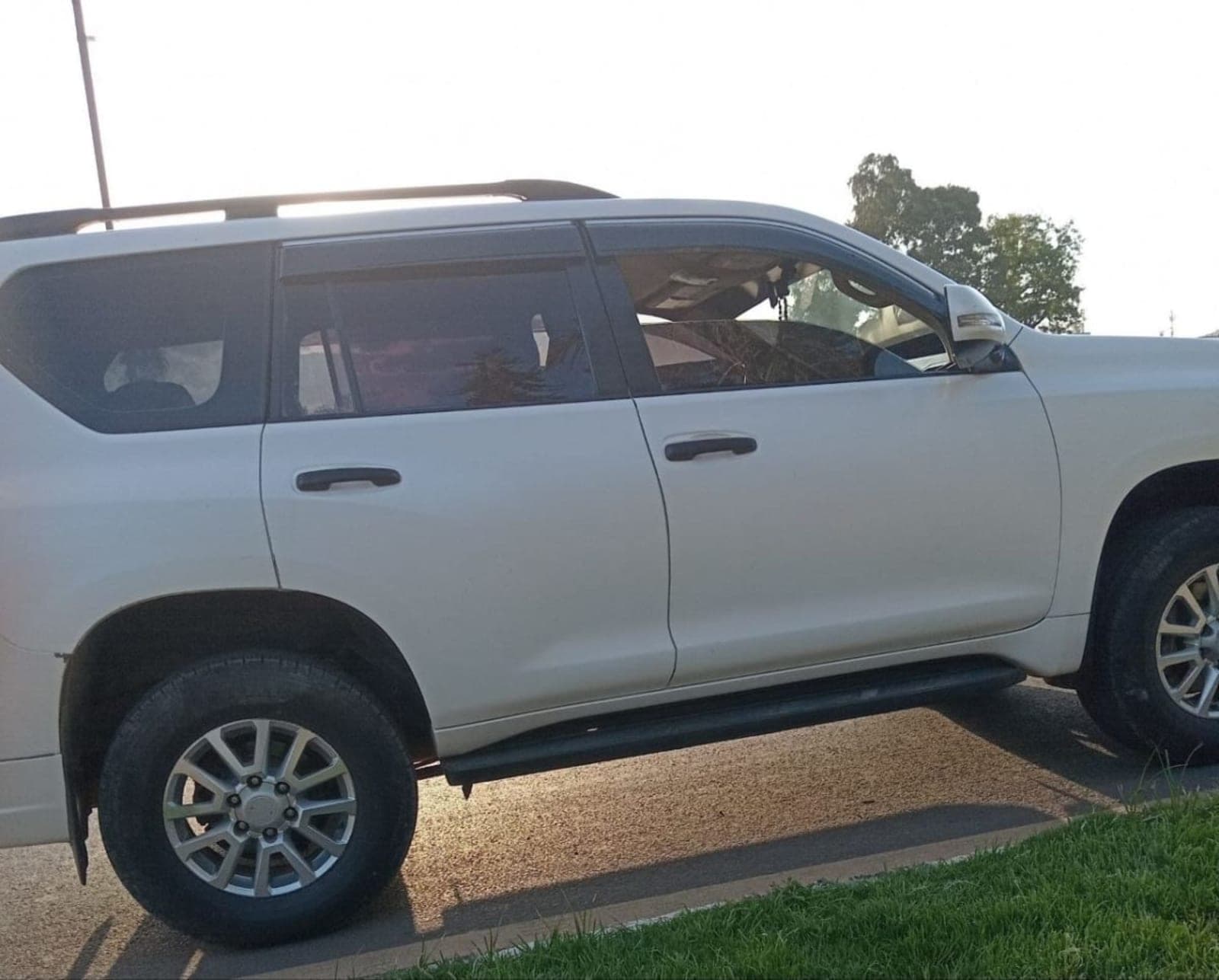 2011 Toyota Landcruiser Prado — photo 8