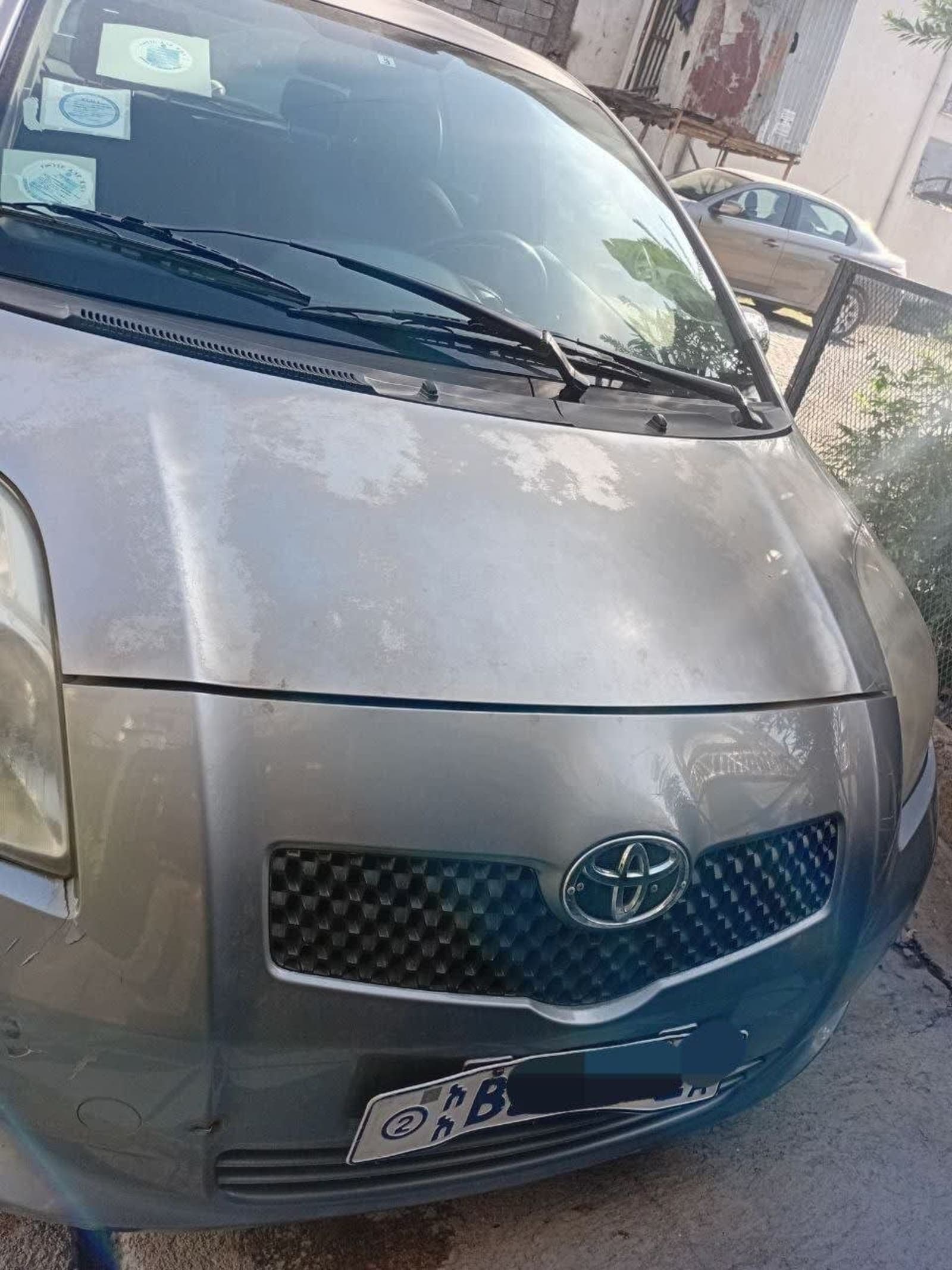 2008 Toyota Yaris Compact — photo 4