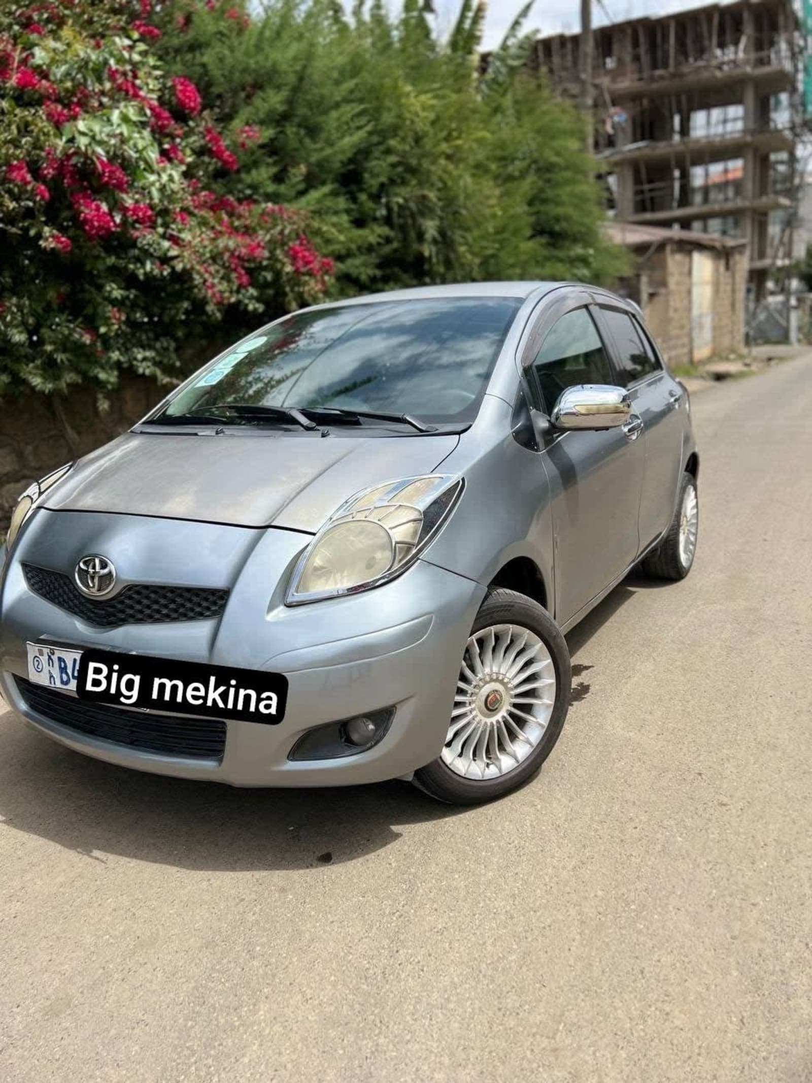 2010 Toyota Yaris — photo 4