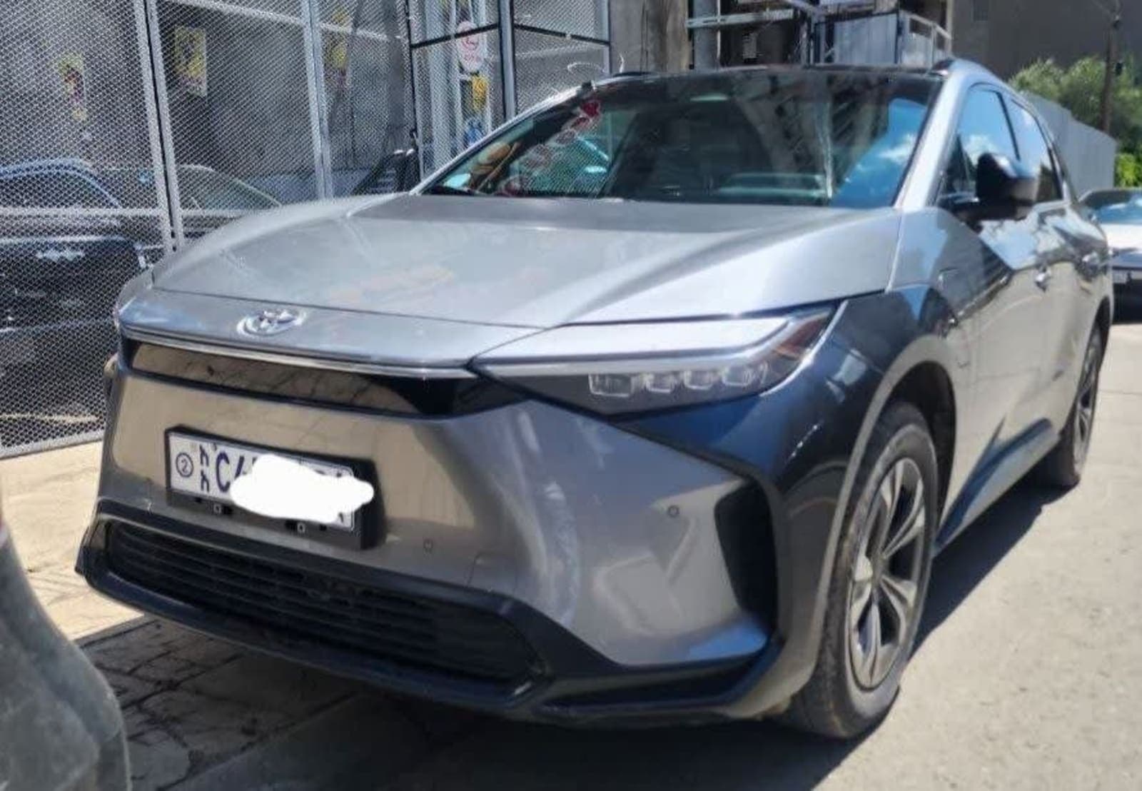 2022 Toyota BZ4X EV — photo 4