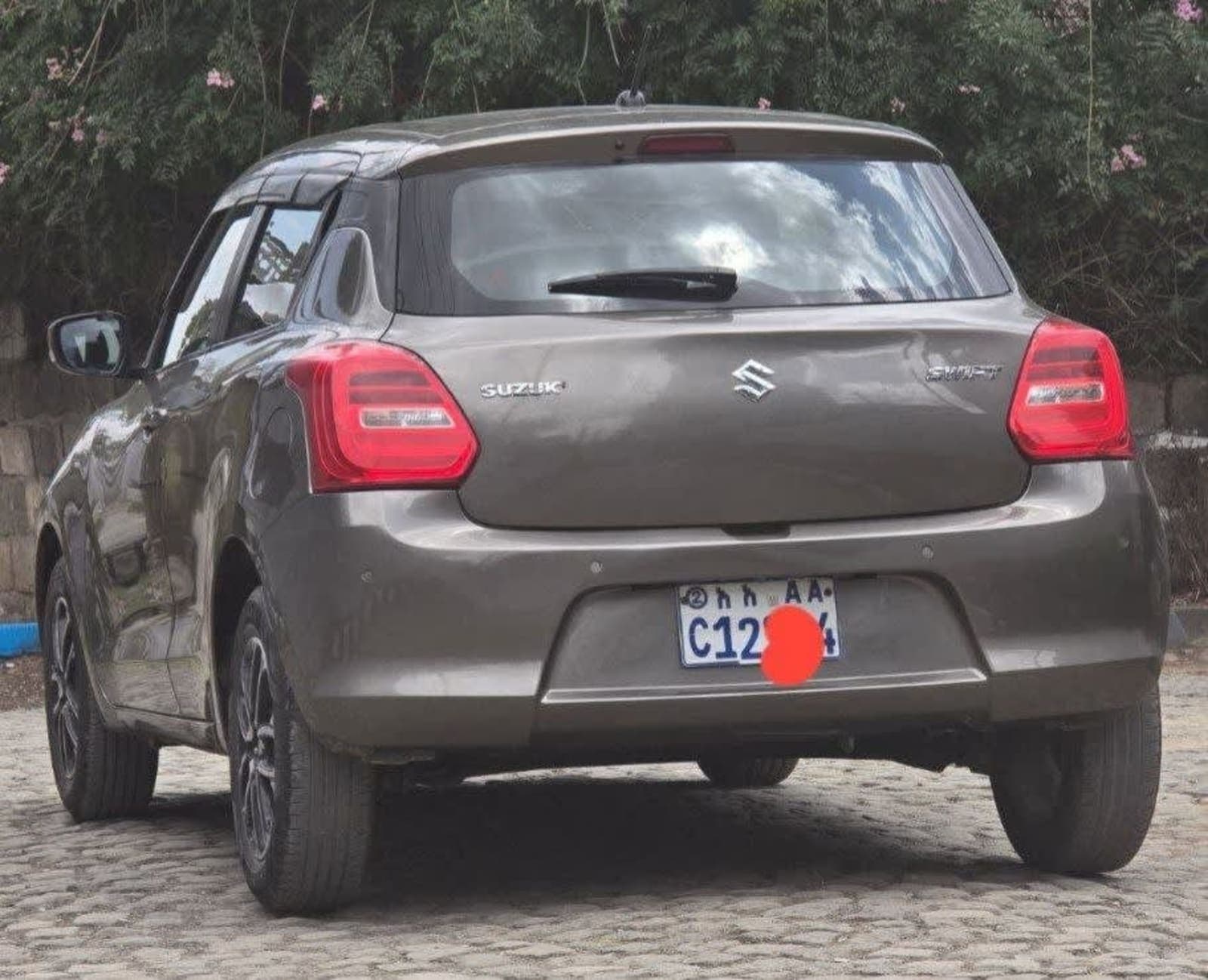 2022 Suzuki Swift — photo 2