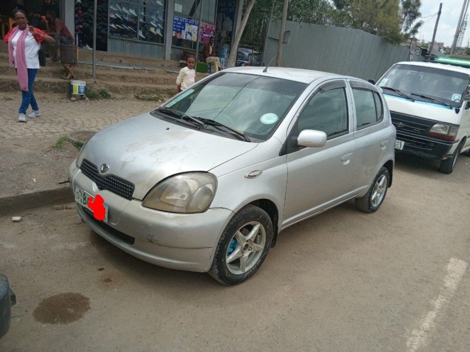 2001 Toyota Vitz