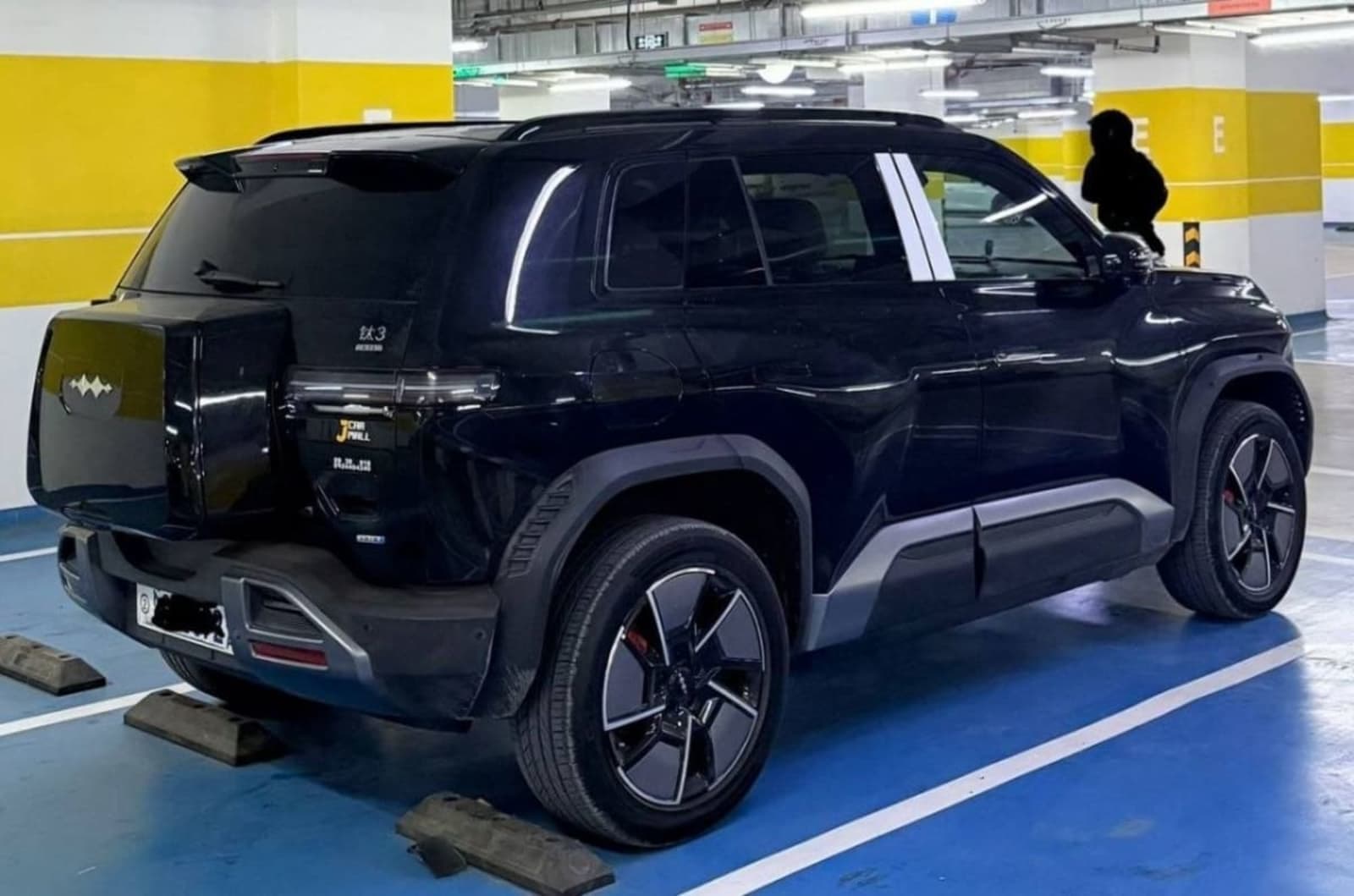2025 BYD Leopard 3 — photo 2
