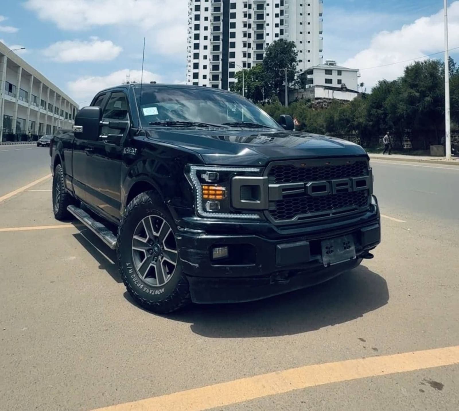 2018 Ford F-150 - STX — photo 4