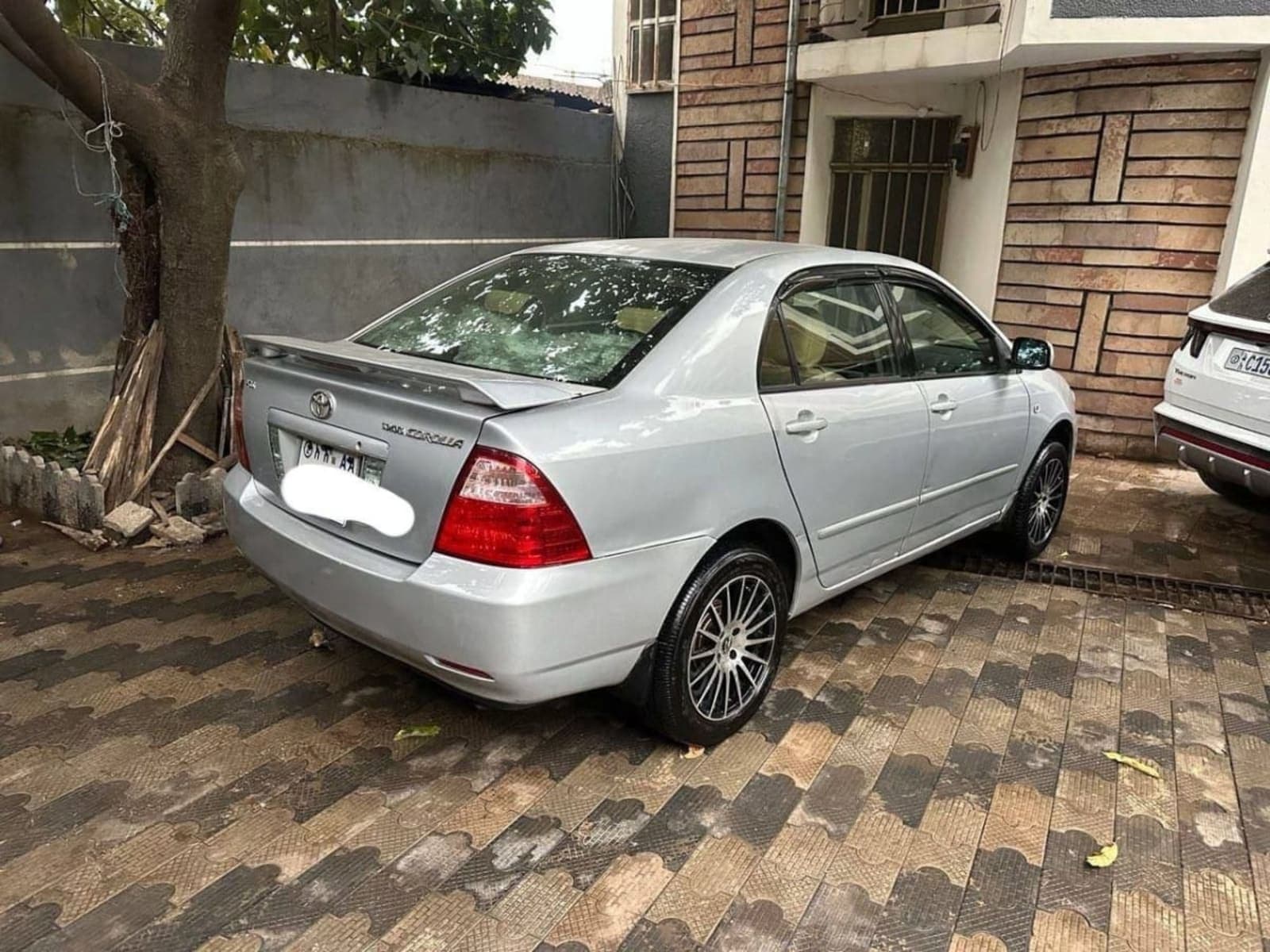 2005 Toyota Corolla — photo 2
