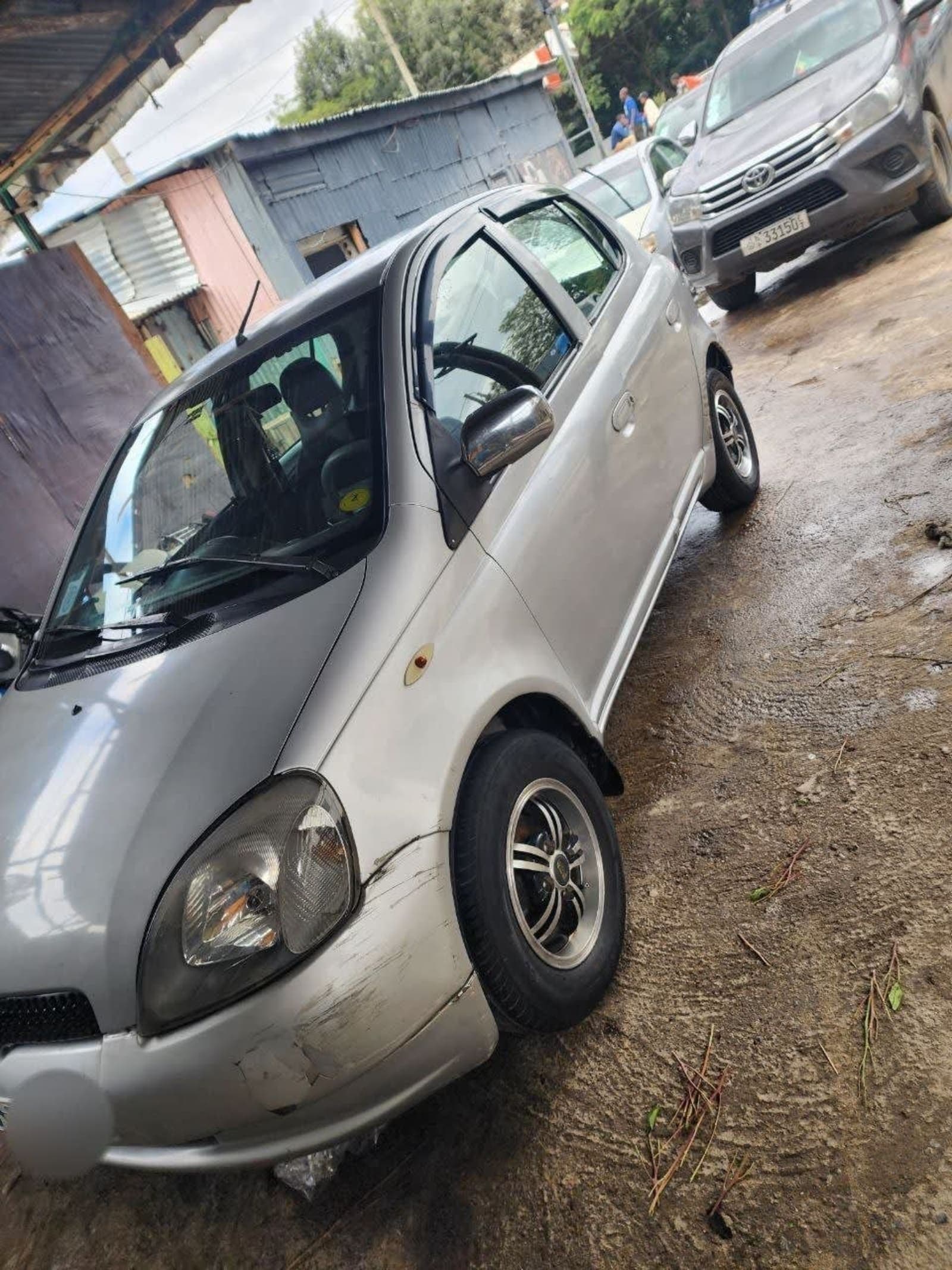 2000 Toyota Vitz