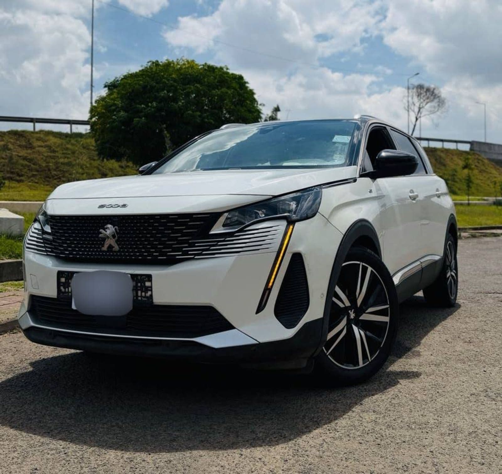 2021 Peugeot 5008