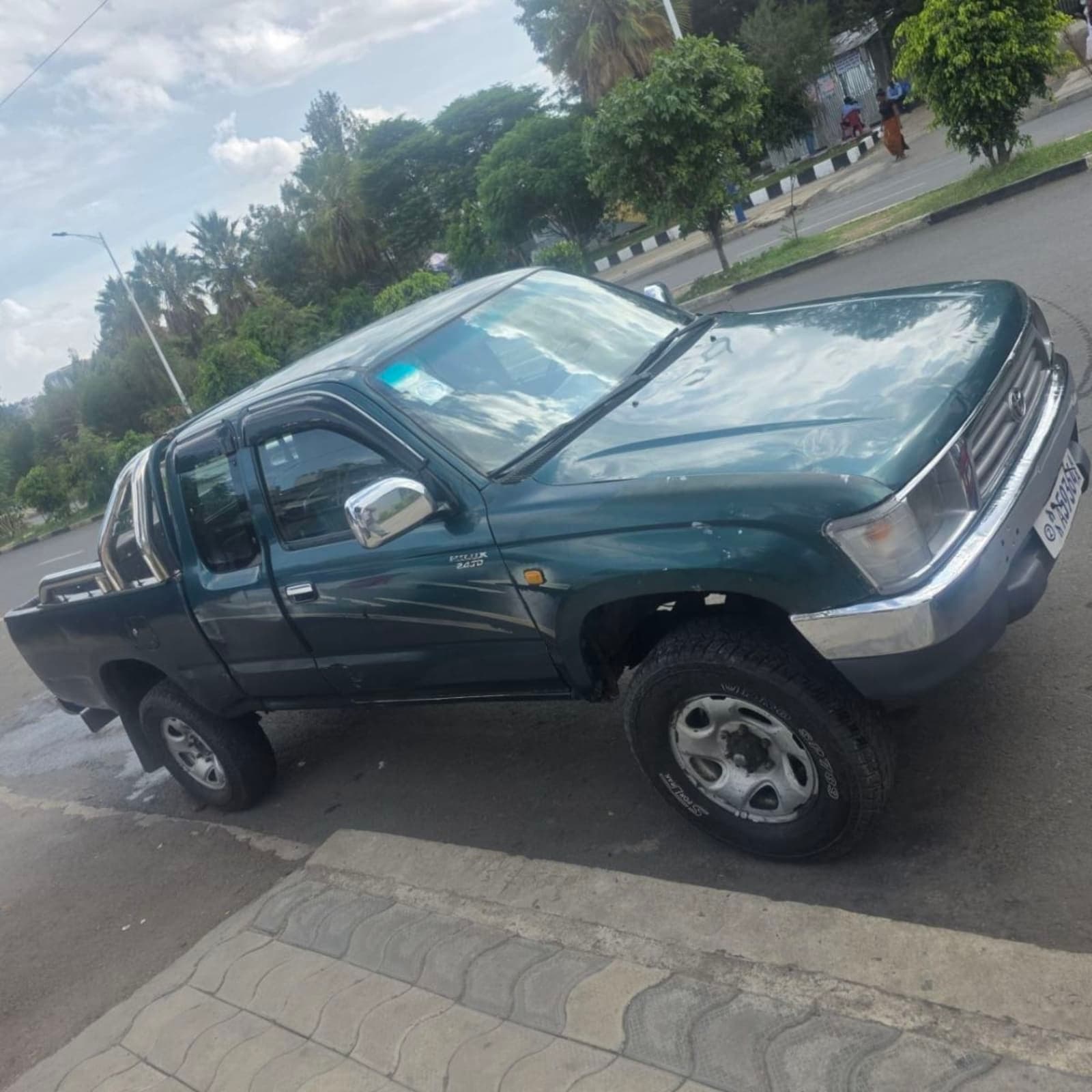 1999 Toyota Hilux — photo 5