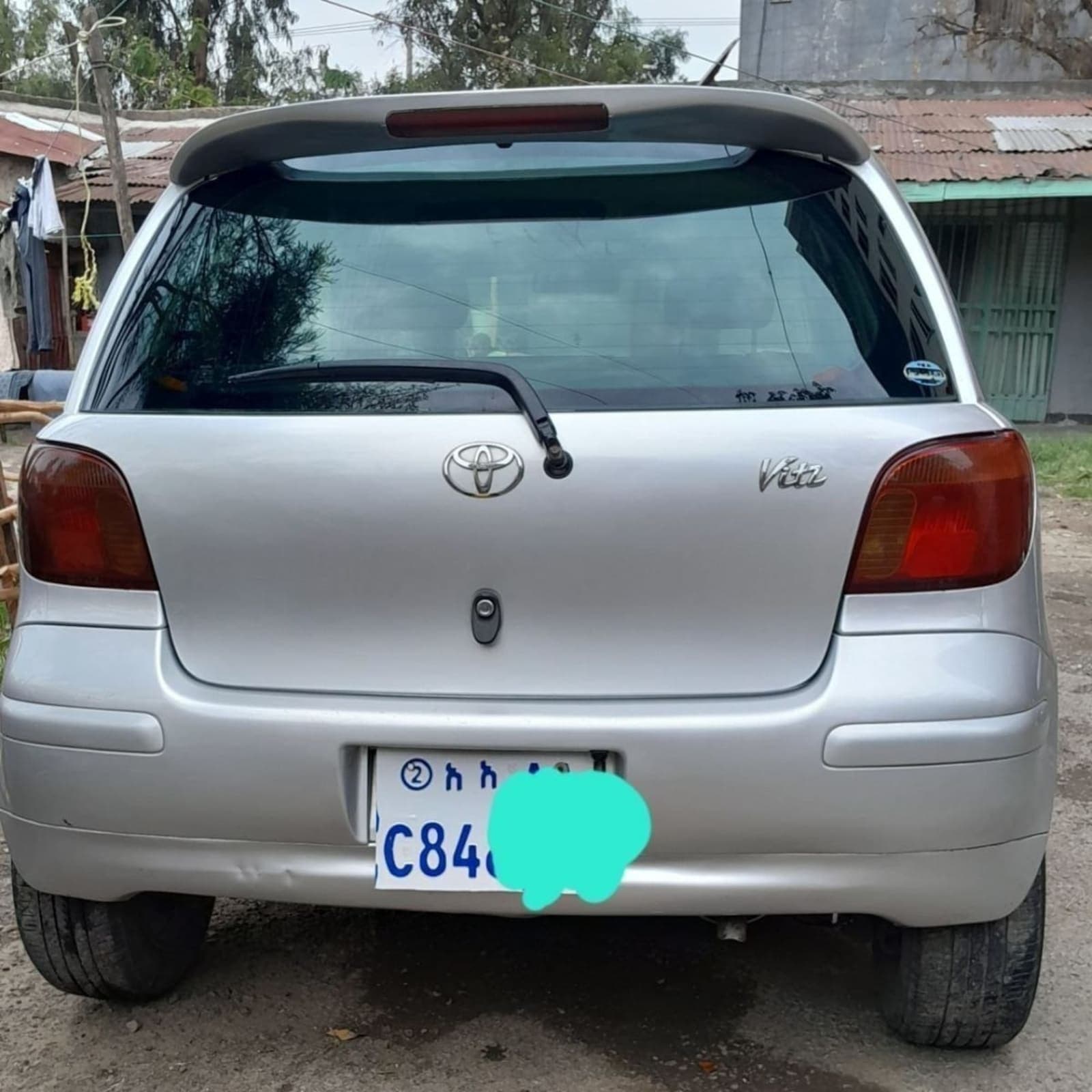 2002 Toyota Vitz โ photo 3