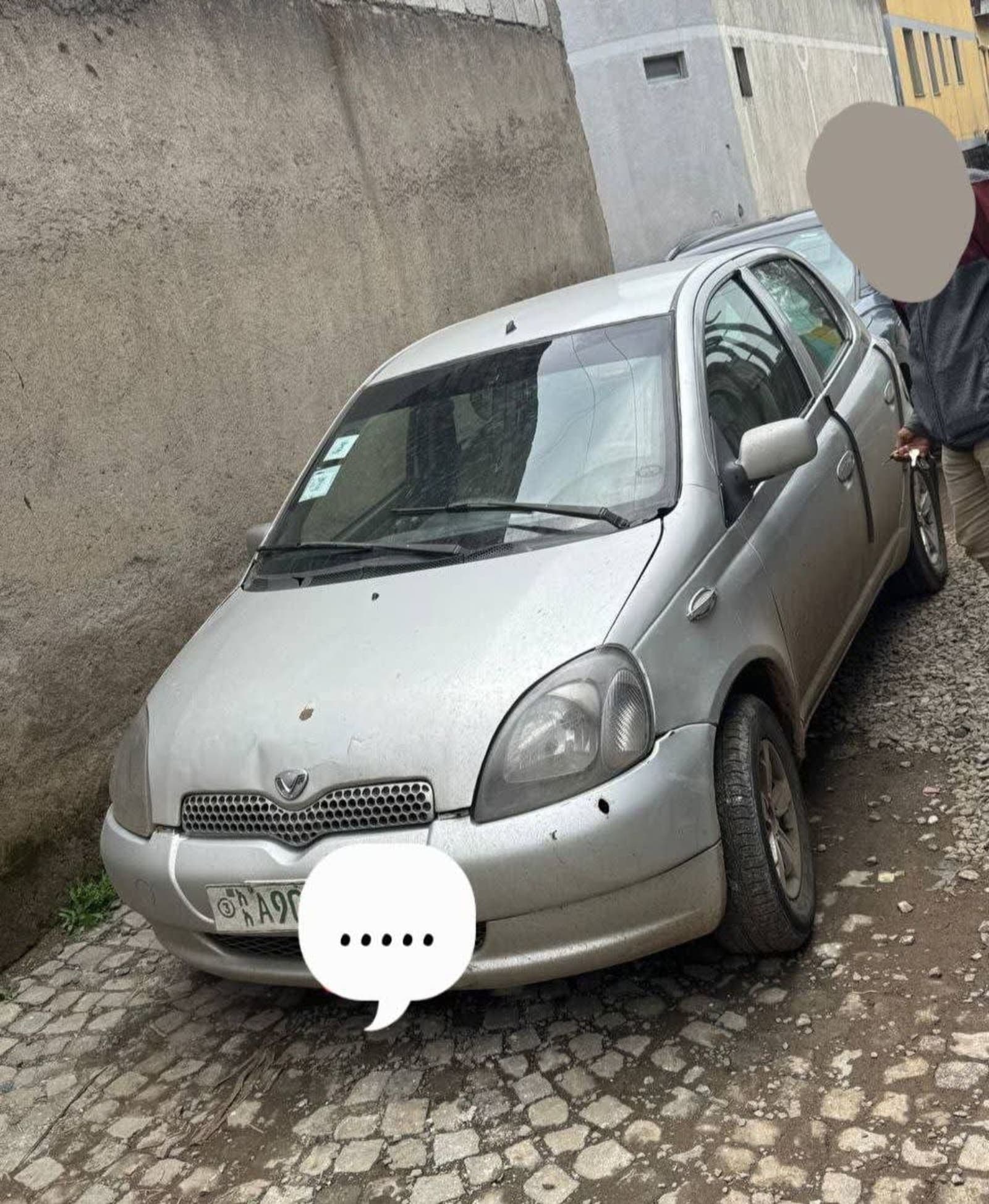 2001 Toyota Vitz