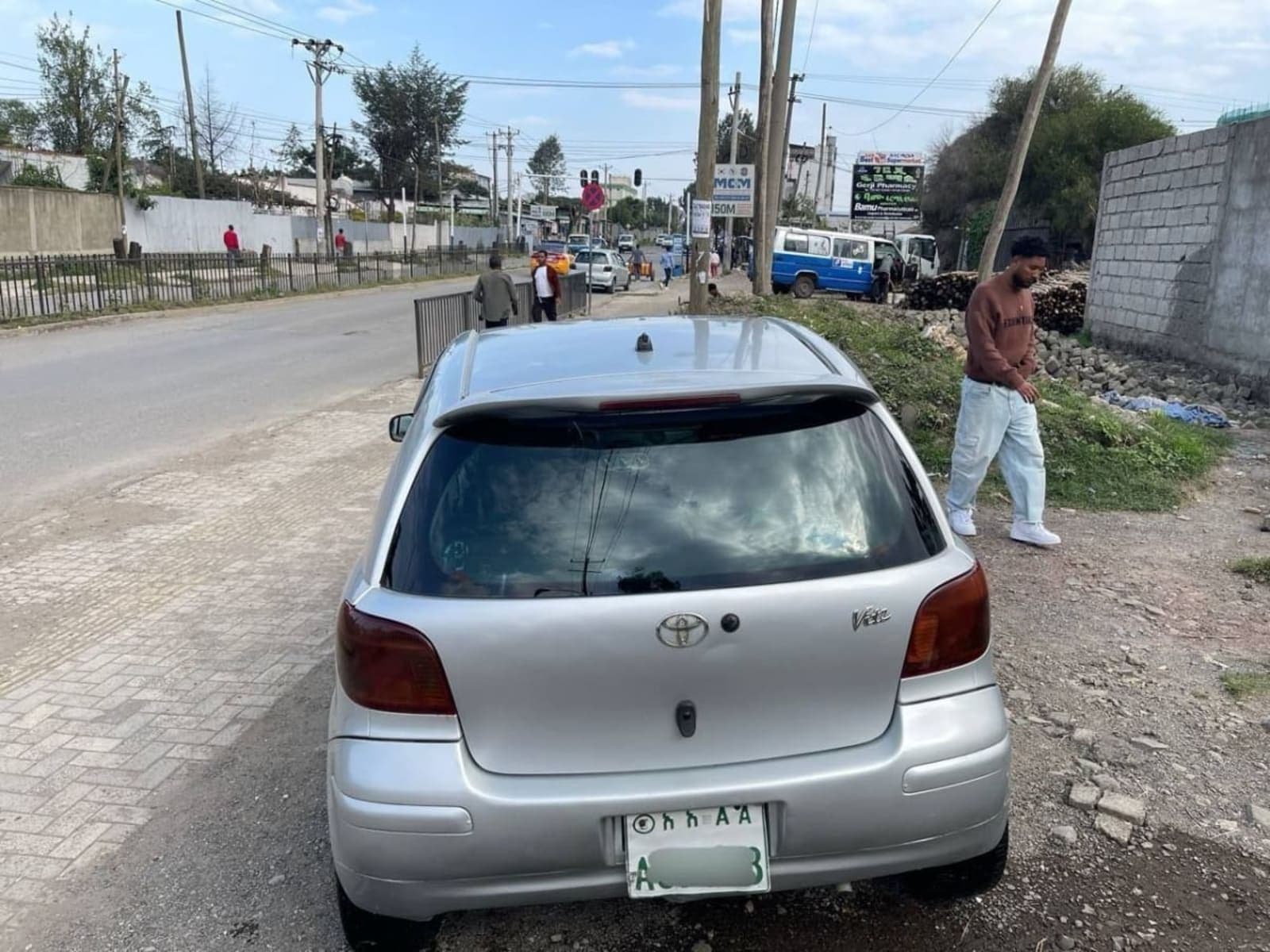 2004 TOYOTA VITZ — photo 7