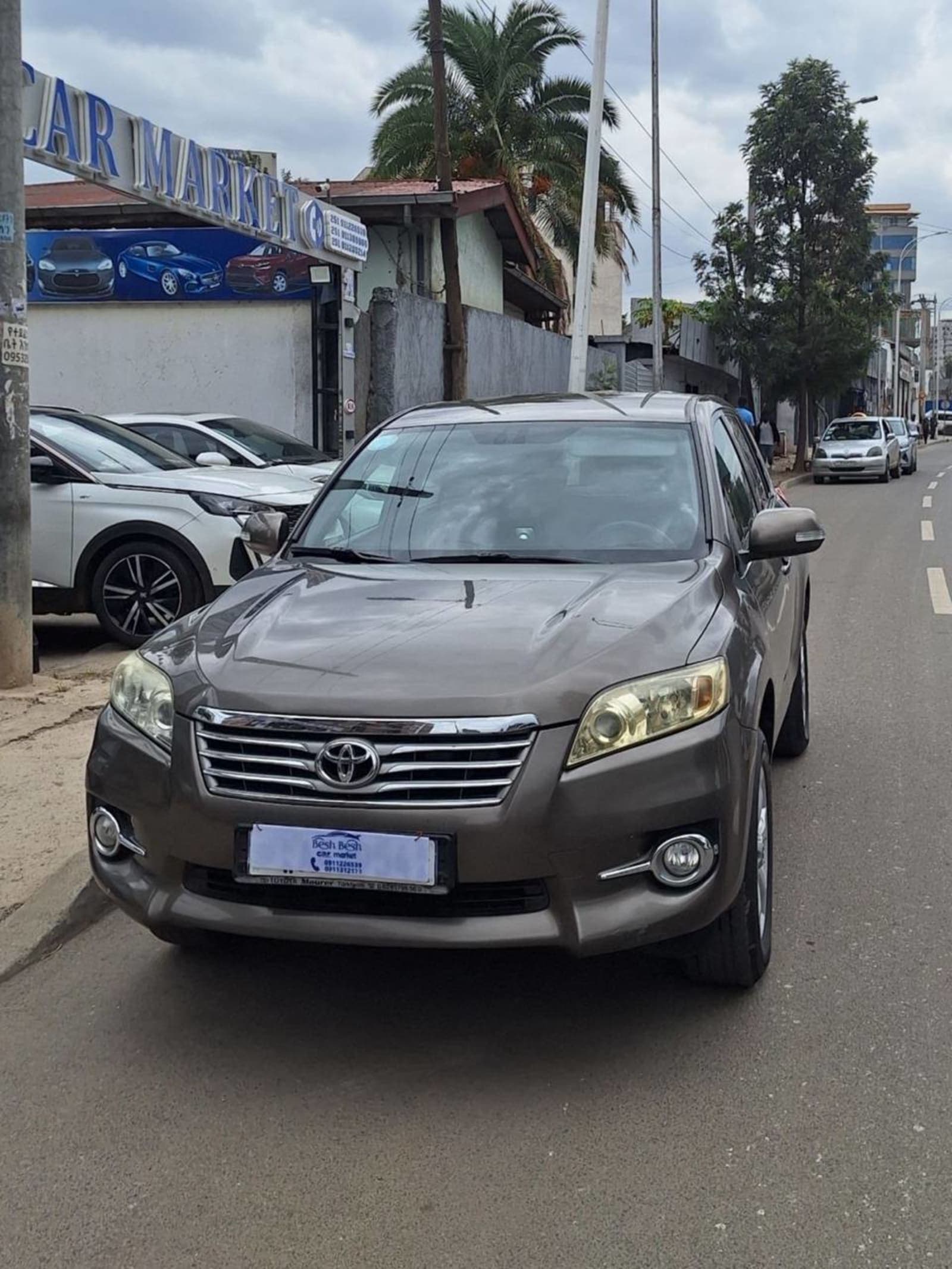 2012 Toyota Rav4 — photo 5