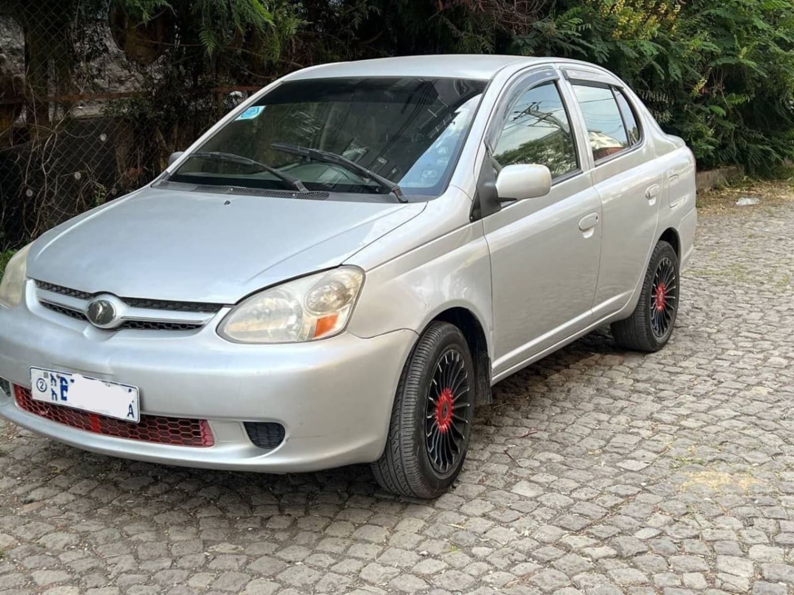 2003 Toyota Platz