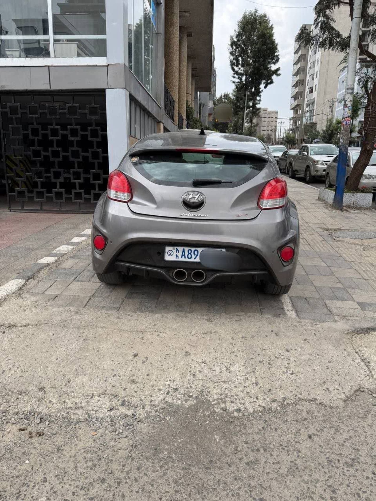 2012 Hyundai Veloster — photo 4