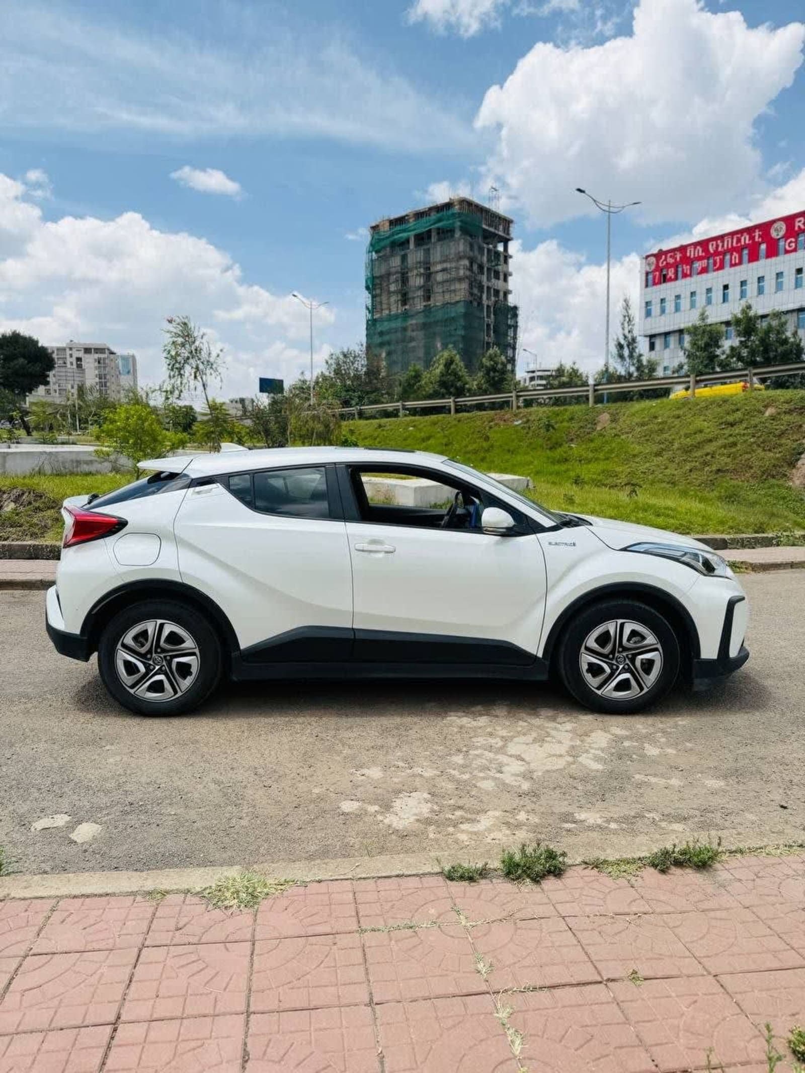 2023 TOYOTA IZOA