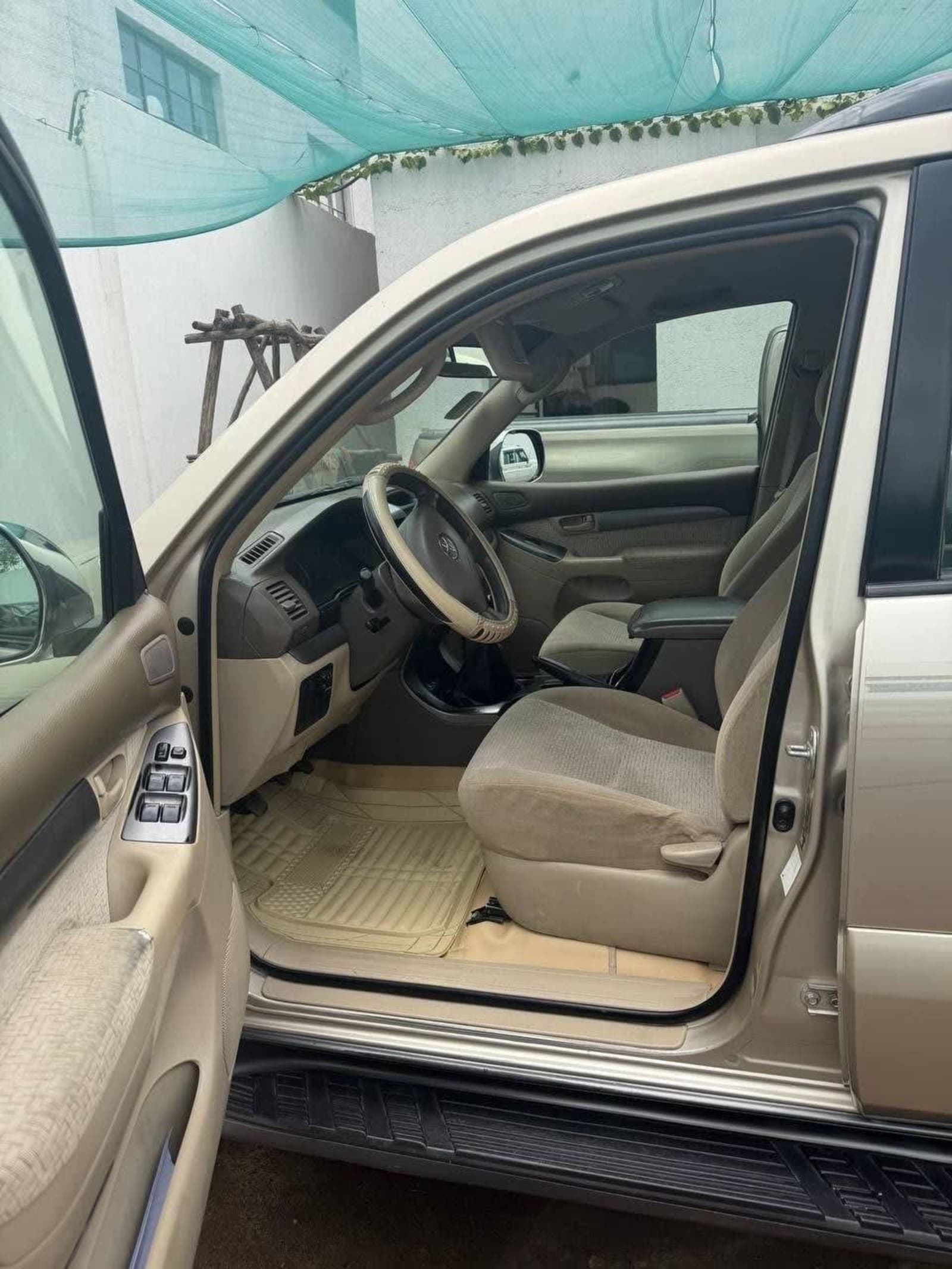 2006 Toyota Prado — photo 3