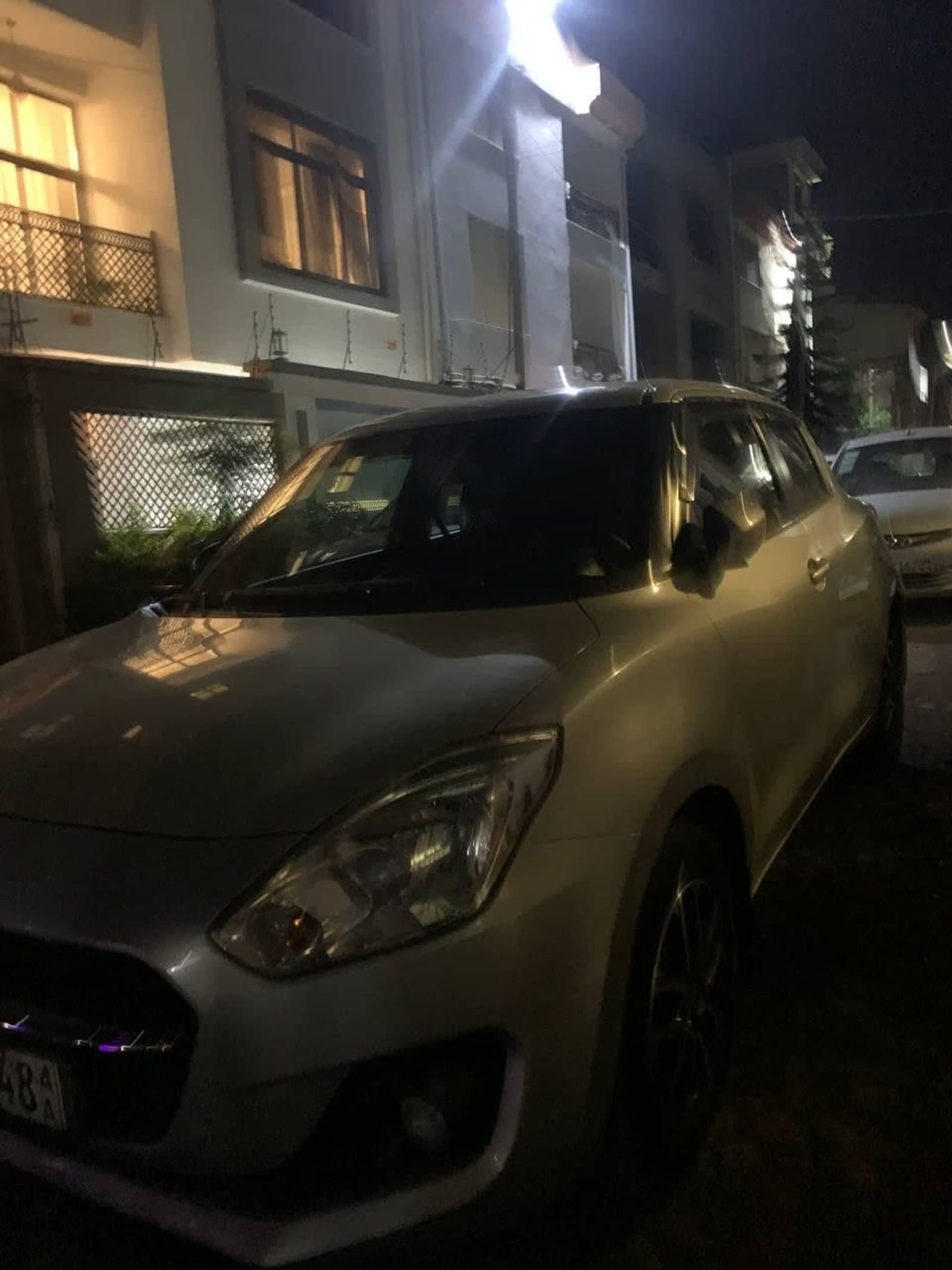 2022 Suzuki Swift — photo 2