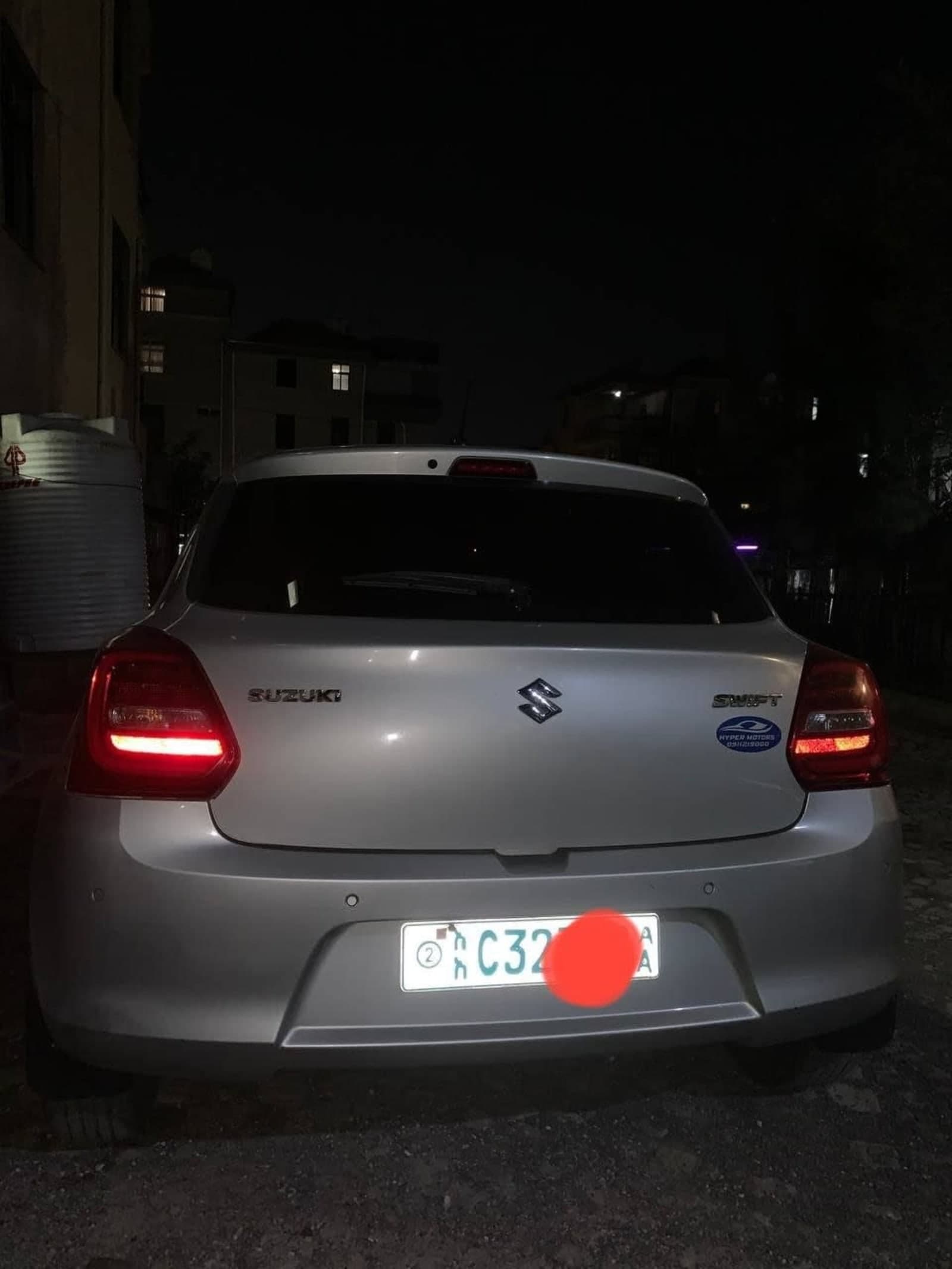2022 Suzuki Swift — photo 5