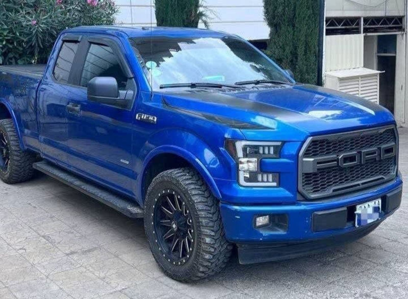 2018 Ford F-150 XLT — photo 3