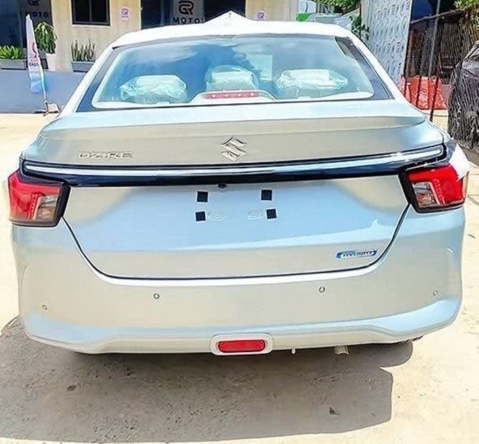 2026 Suzuki Dzire Hybrid — photo 2