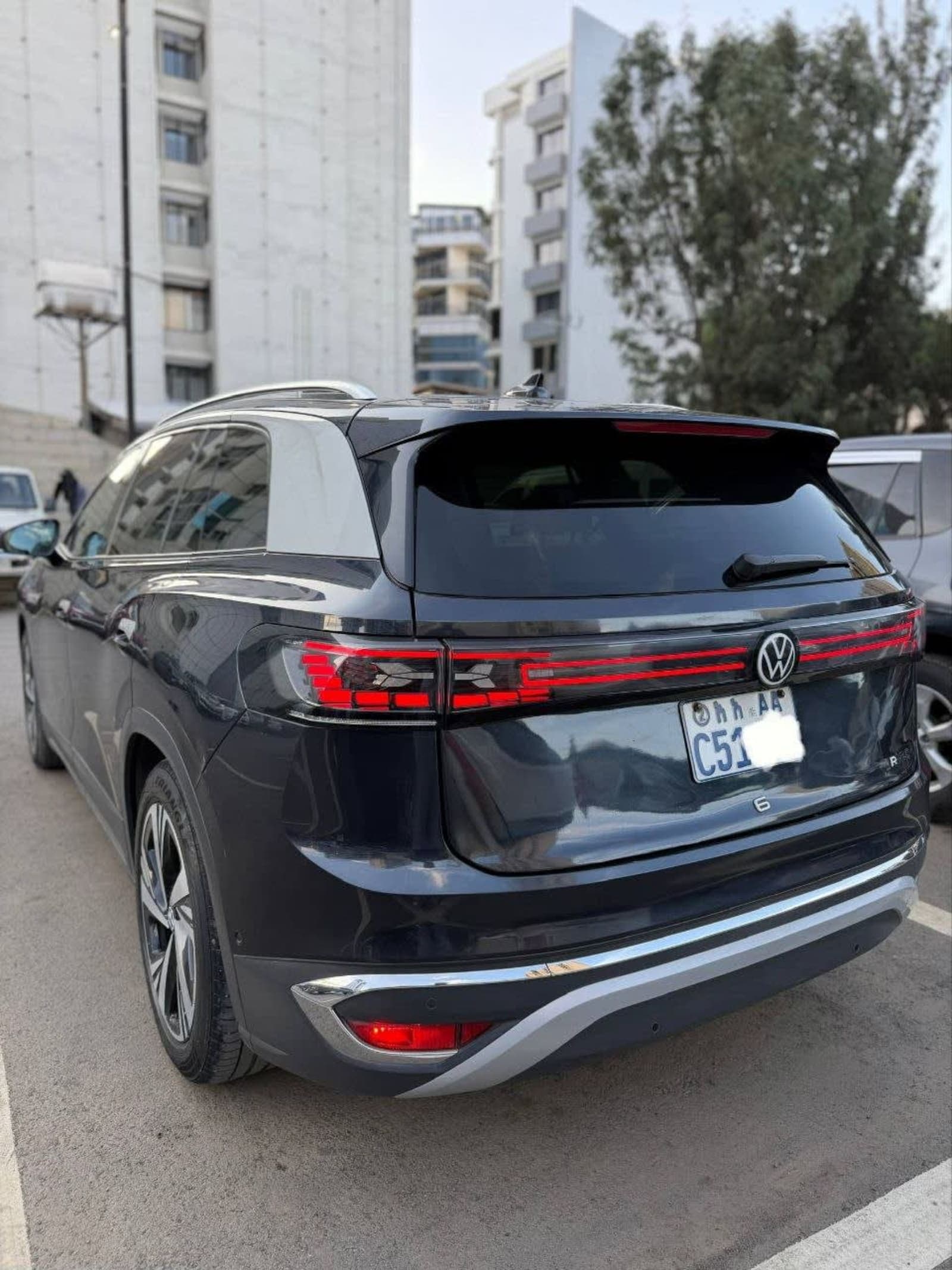 2022 Volkswagen ID.6 Crozz Pro — photo 2