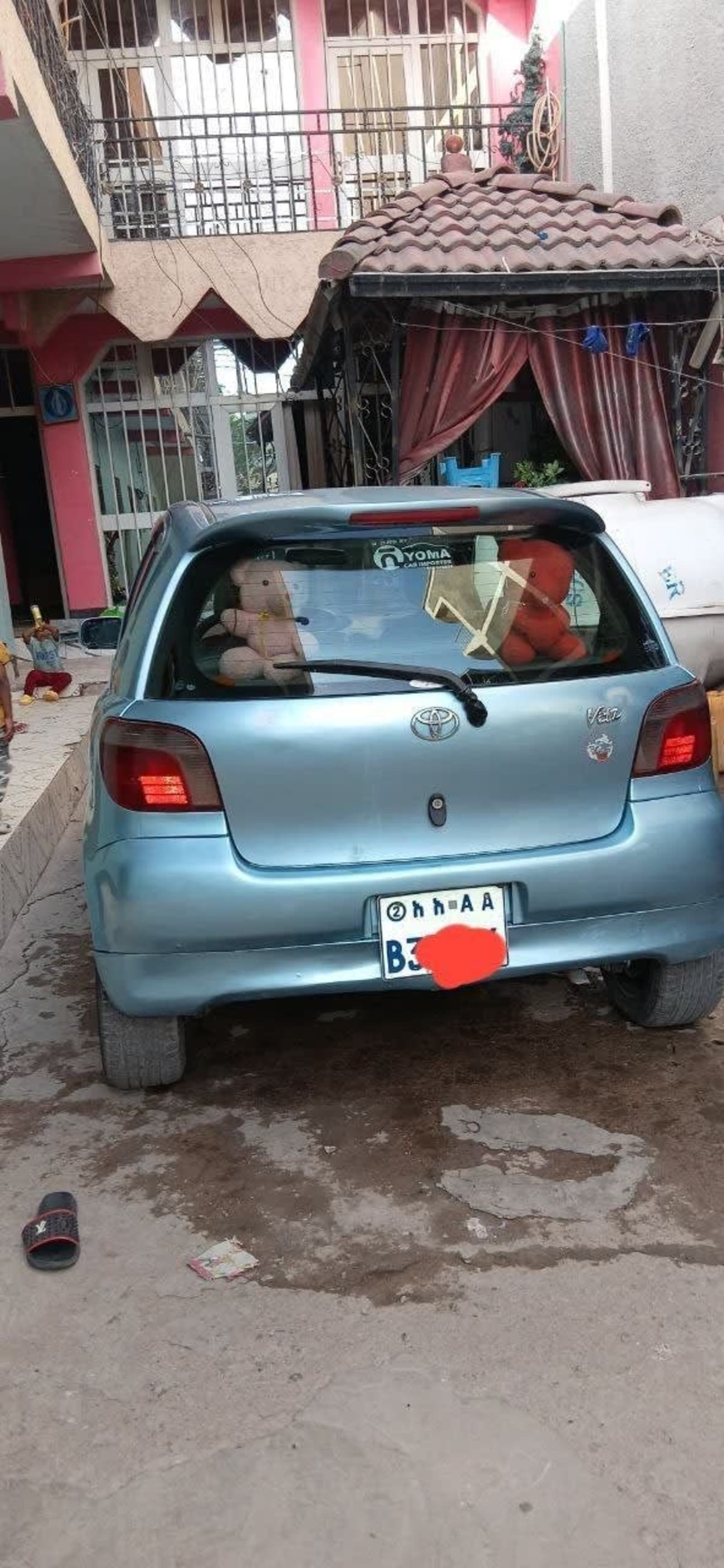 2001 Toyota Vitz