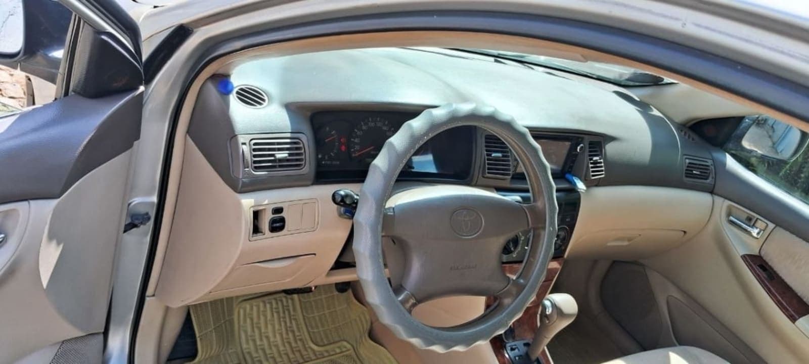 2005 Toyota Corolla — photo 3